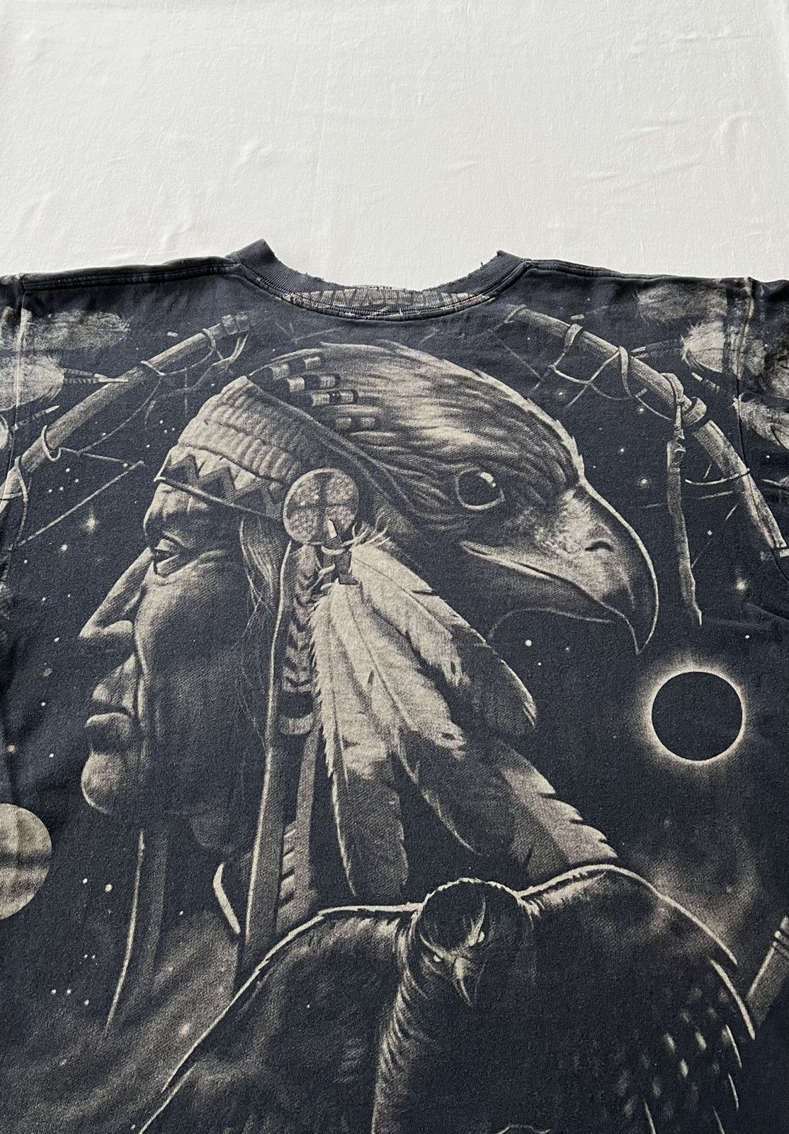 Band Tees Vintage 1996 Liquid Blue Indian Chief Wolf Over Print Tee Size US XL / EU 56 / 4 - 14 Thumbnail