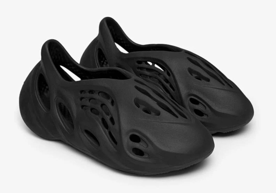 Adidas × Kanye West Adidas Yeezy Foam RNNR "Onyx" Size US 13 / EU 46 - 1 Thumbnail