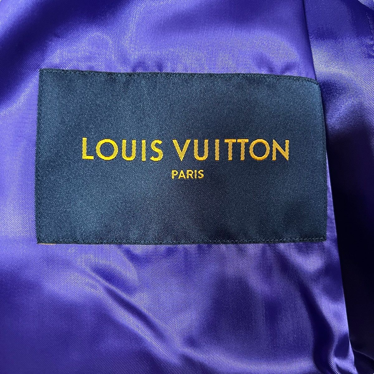 Louis Vuitton × Virgil Abloh LOUIS VUITTON 22AW VIRGIL ABLOH VARSITY JACKET WITH KEYCHAIN Size US M / EU 48-50 / 2 - 11 Thumbnail