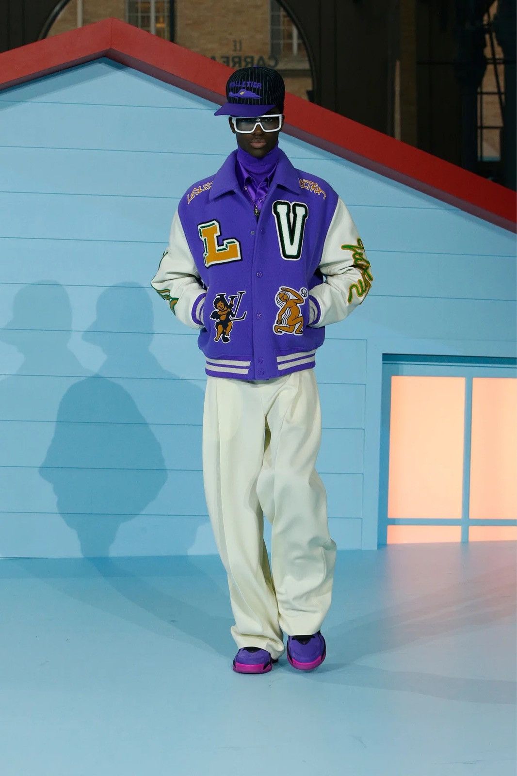 Louis Vuitton × Virgil Abloh LOUIS VUITTON 22AW VIRGIL ABLOH VARSITY JACKET WITH KEYCHAIN Size US M / EU 48-50 / 2 - 3 Thumbnail