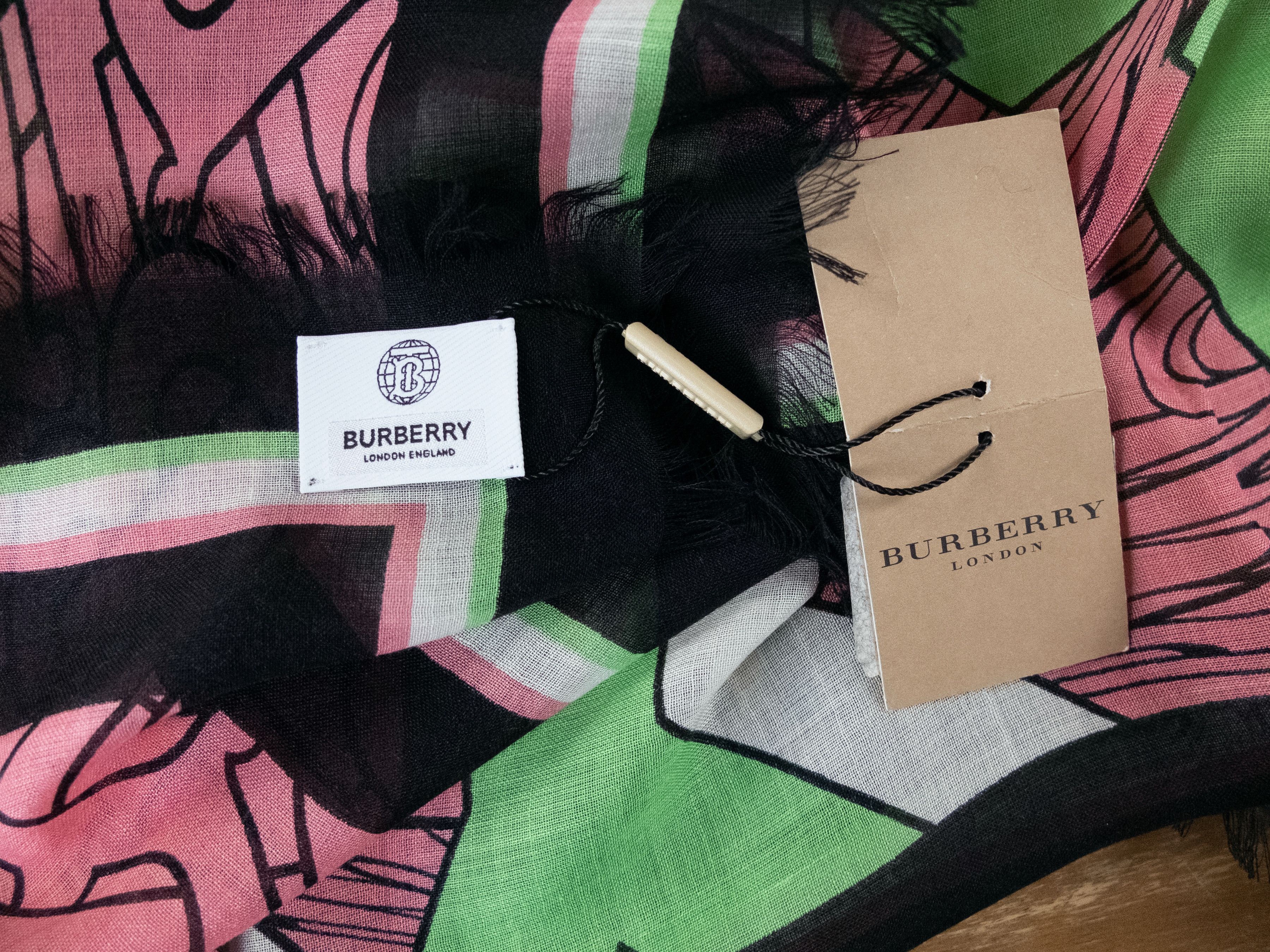 Burberry BURBERRY whirlwind logo print silk wool mix square scarf Size ONE SIZE - 7 Thumbnail