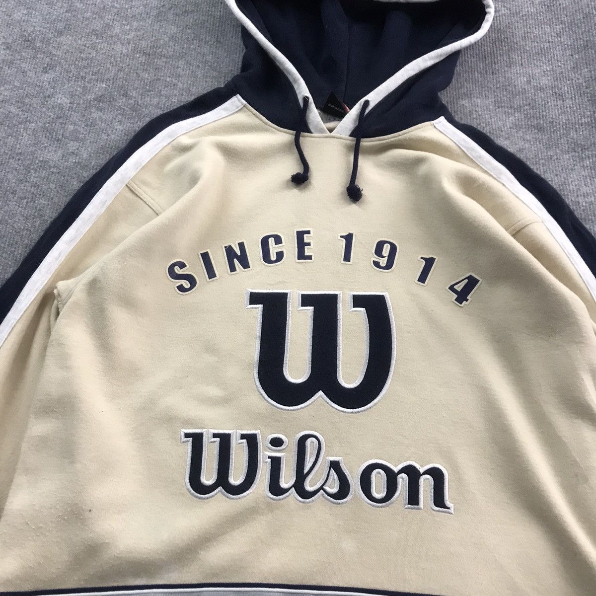 VINTAGE WILSON HOODIES EMBROIDERY LOGO