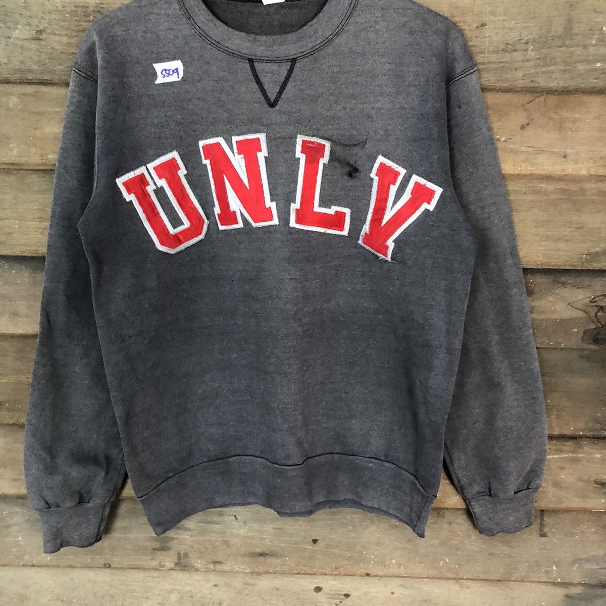 Vintage 90s UNLV Rebels Spell Out Sweatshirt faded vtg Grey #5509DL Size L / US 10 / IT 46 - 3 Thumbnail