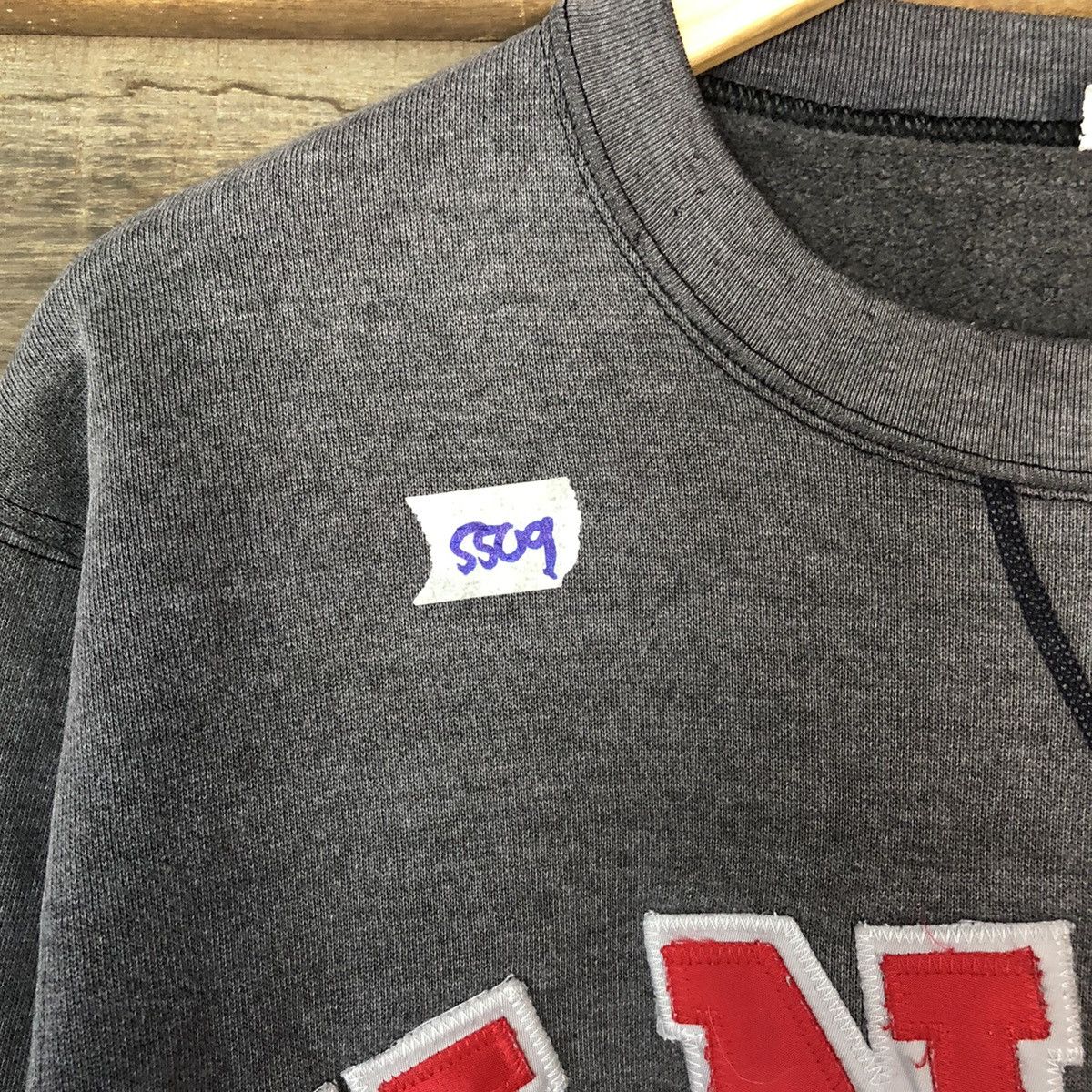 Vintage 90s UNLV Rebels Spell Out Sweatshirt faded vtg Grey #5509DL Size L / US 10 / IT 46 - 8 Thumbnail