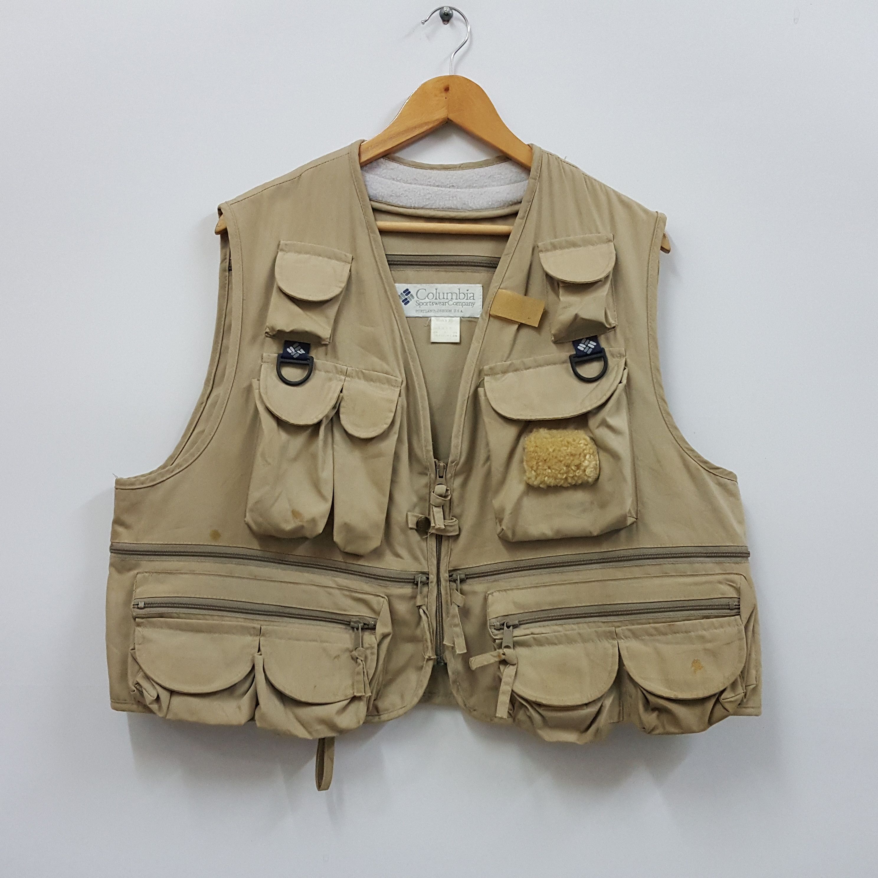 Columbia × Vintage Vintage Colombia PFG Performance Fishing Gear vests Size 38L - 1 Thumbnail