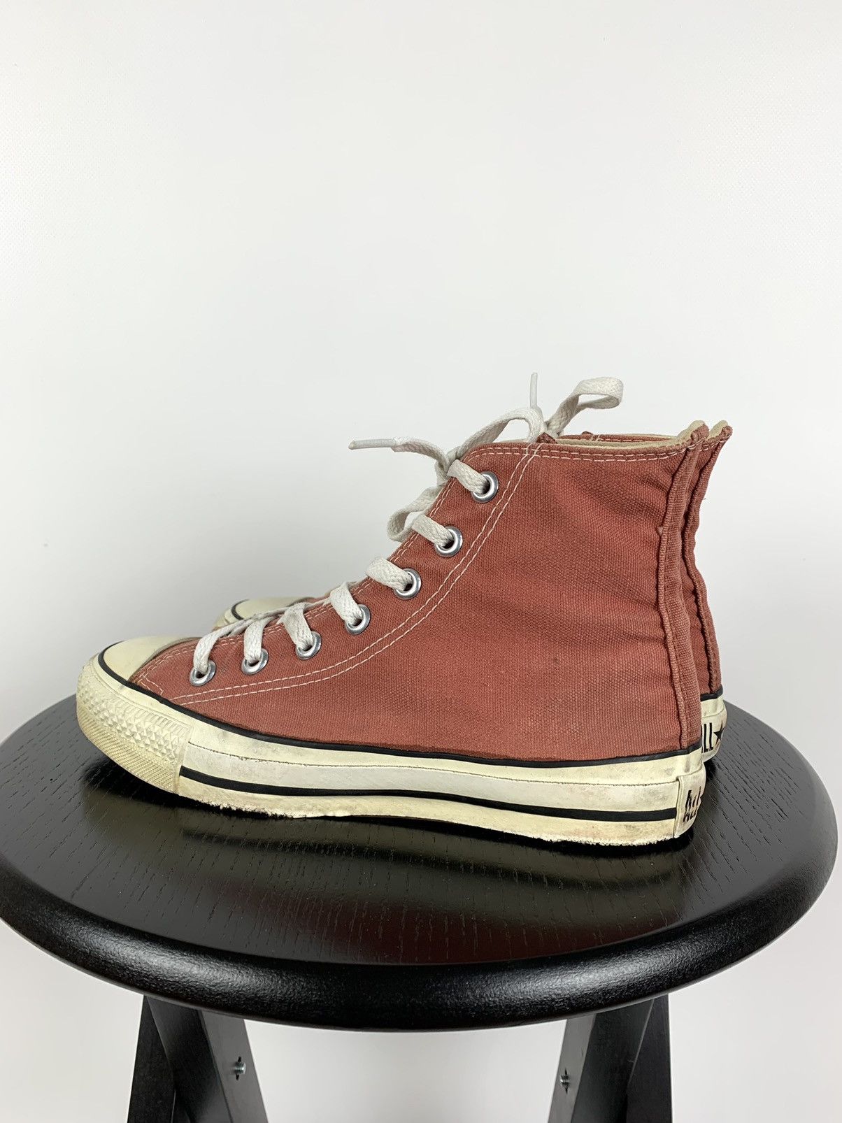 Converse WMNS Vintage Converse Chuck Taylor All Star Made in USA US 4 Size US 5 / EU 37 - 8 Thumbnail