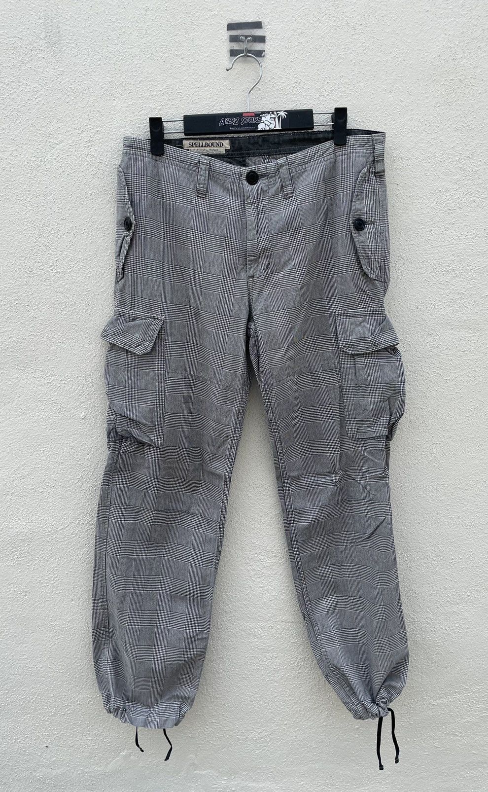 If Six Was Nine Spellbound Cargo Checker Pants Made In Japan Size US 33 - 1 Thumbnail