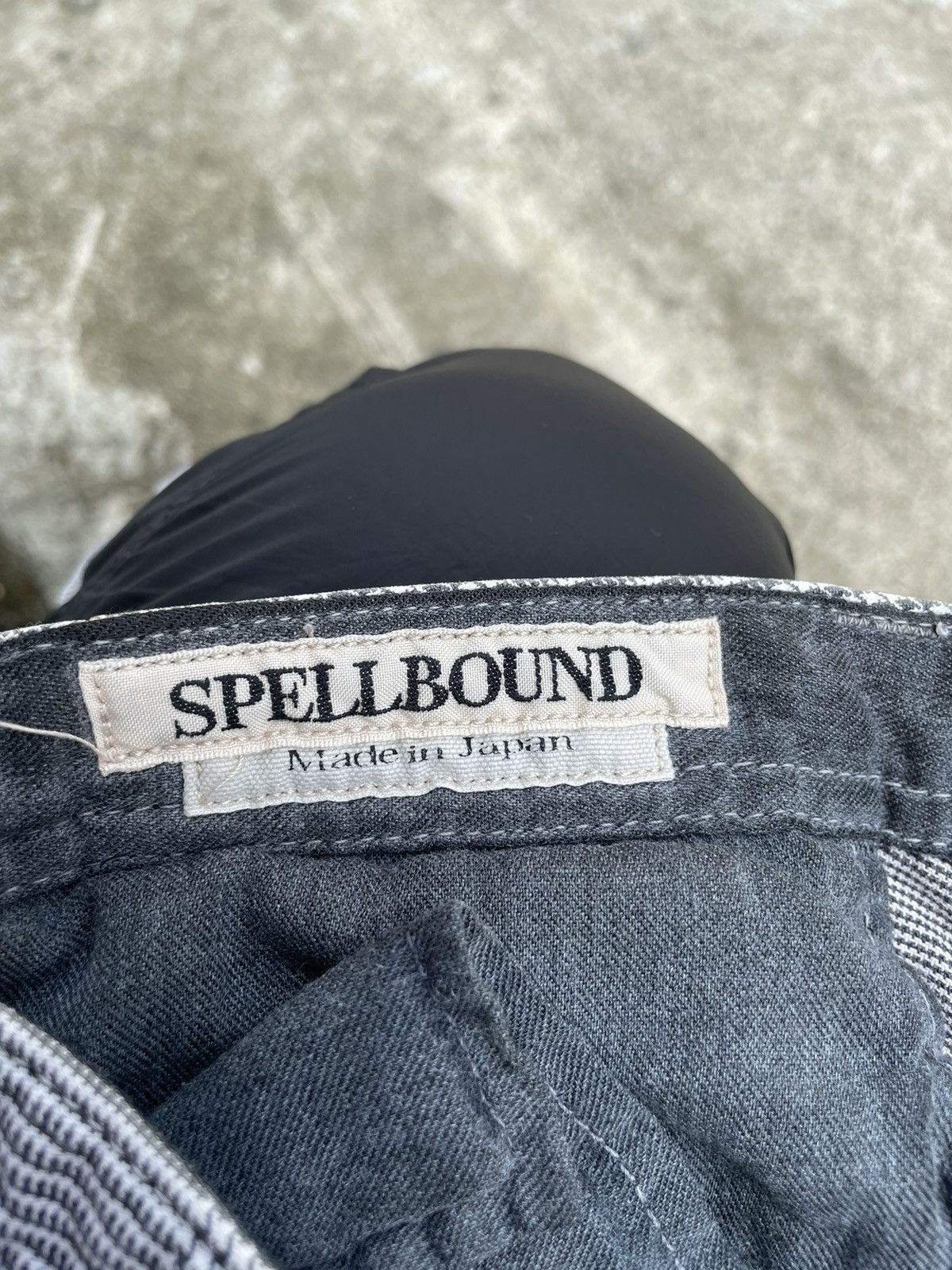 If Six Was Nine Spellbound Cargo Checker Pants Made In Japan Size US 33 - 11 Thumbnail