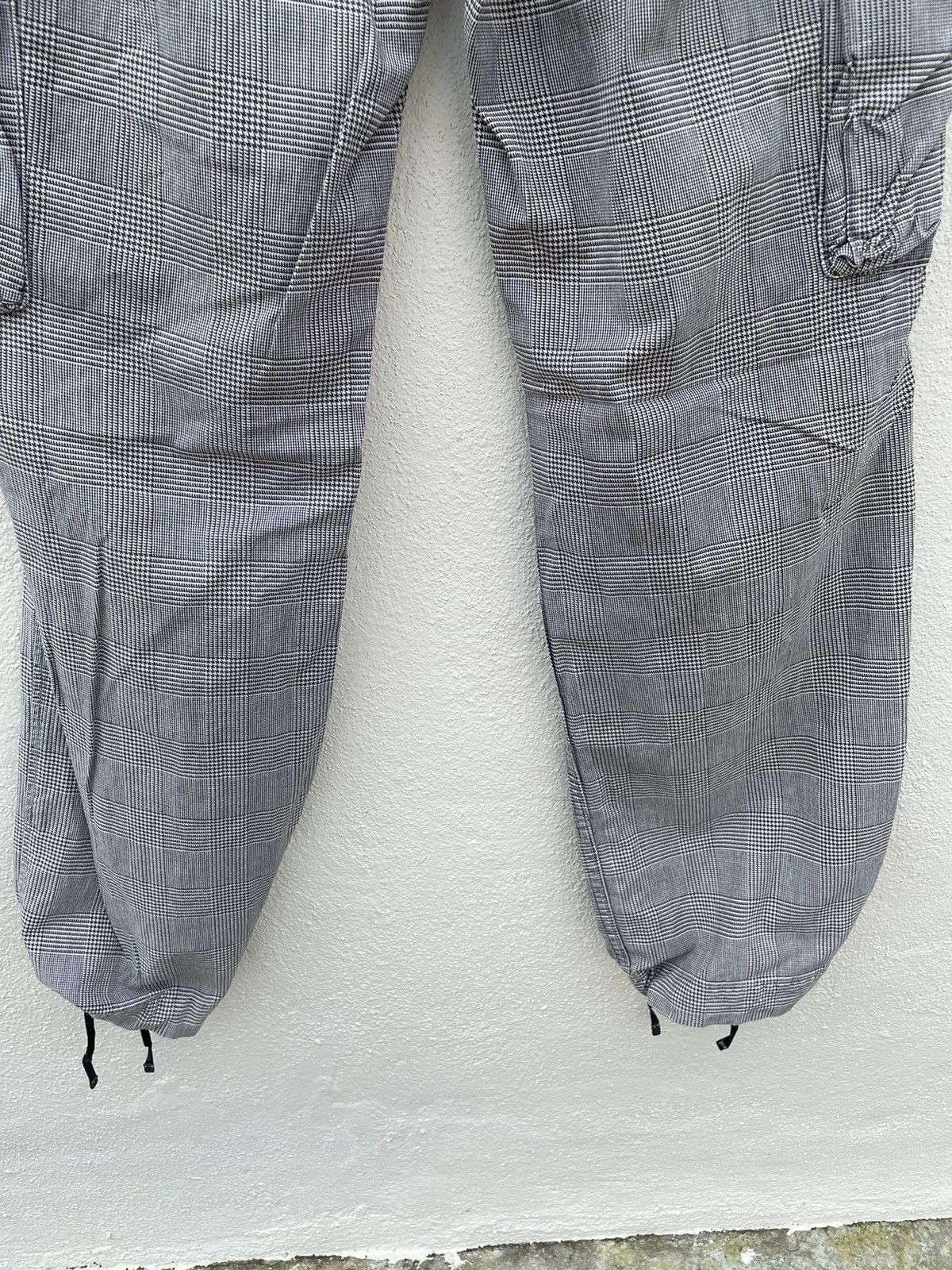 If Six Was Nine Spellbound Cargo Checker Pants Made In Japan Size US 33 - 10 Thumbnail