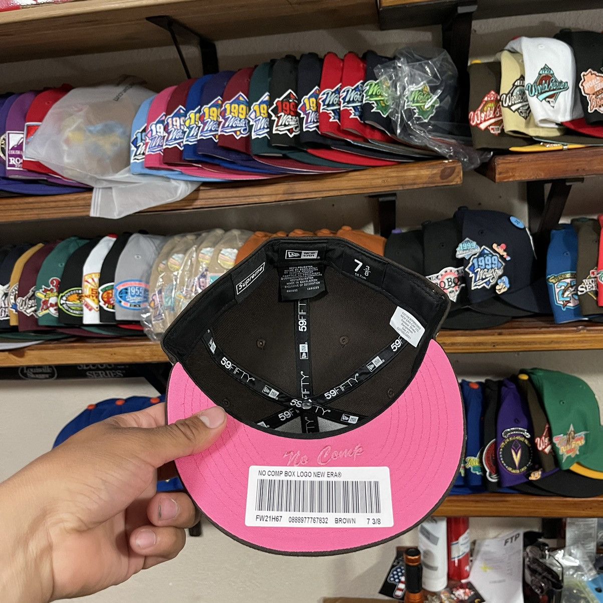 Hat Club × New Era × Supreme Supreme New era exclusive fitted pinky Size ONE SIZE - 3 Thumbnail