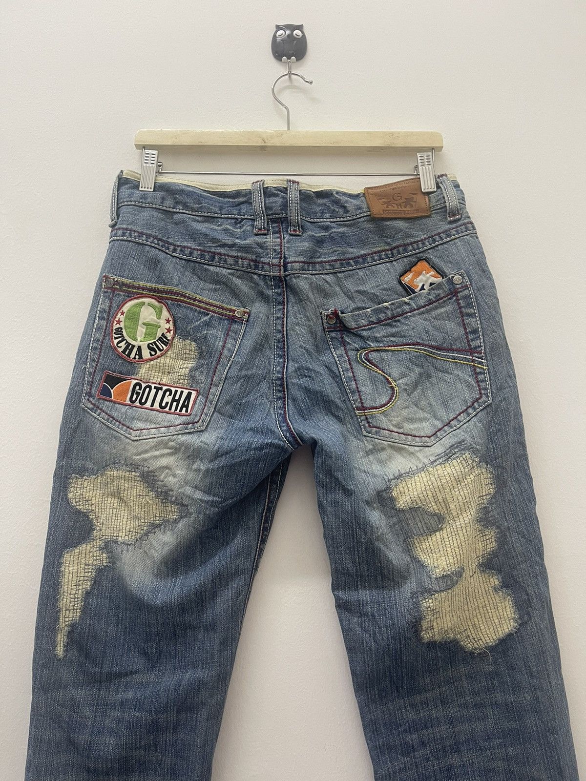 Gotcha Rare Vintage GOTCHA Patches Distressed Thrashed Denim Jeans Size US 32 / EU 48 - 7 Thumbnail