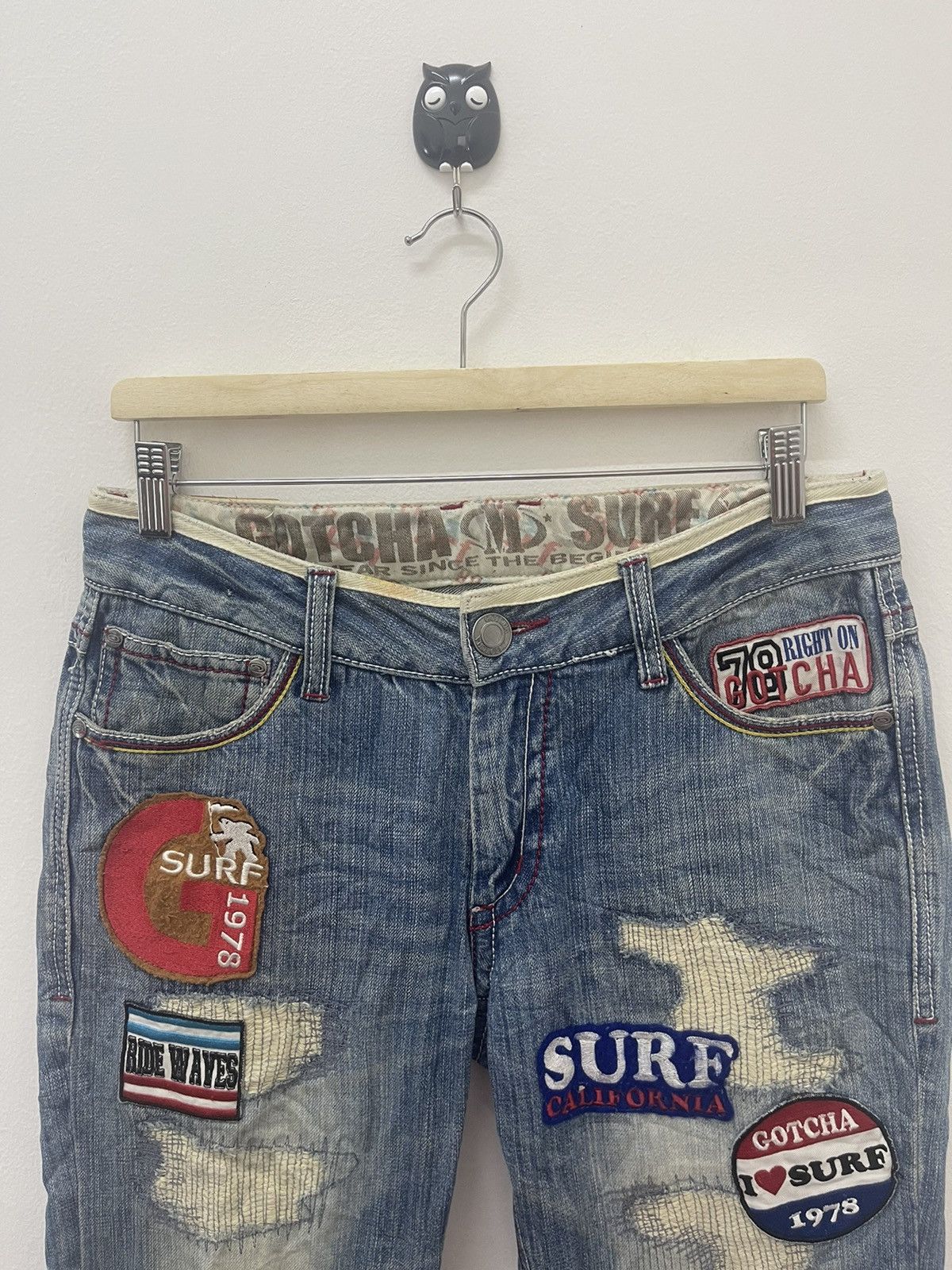 Gotcha Rare Vintage GOTCHA Patches Distressed Thrashed Denim Jeans Size US 32 / EU 48 - 3 Thumbnail