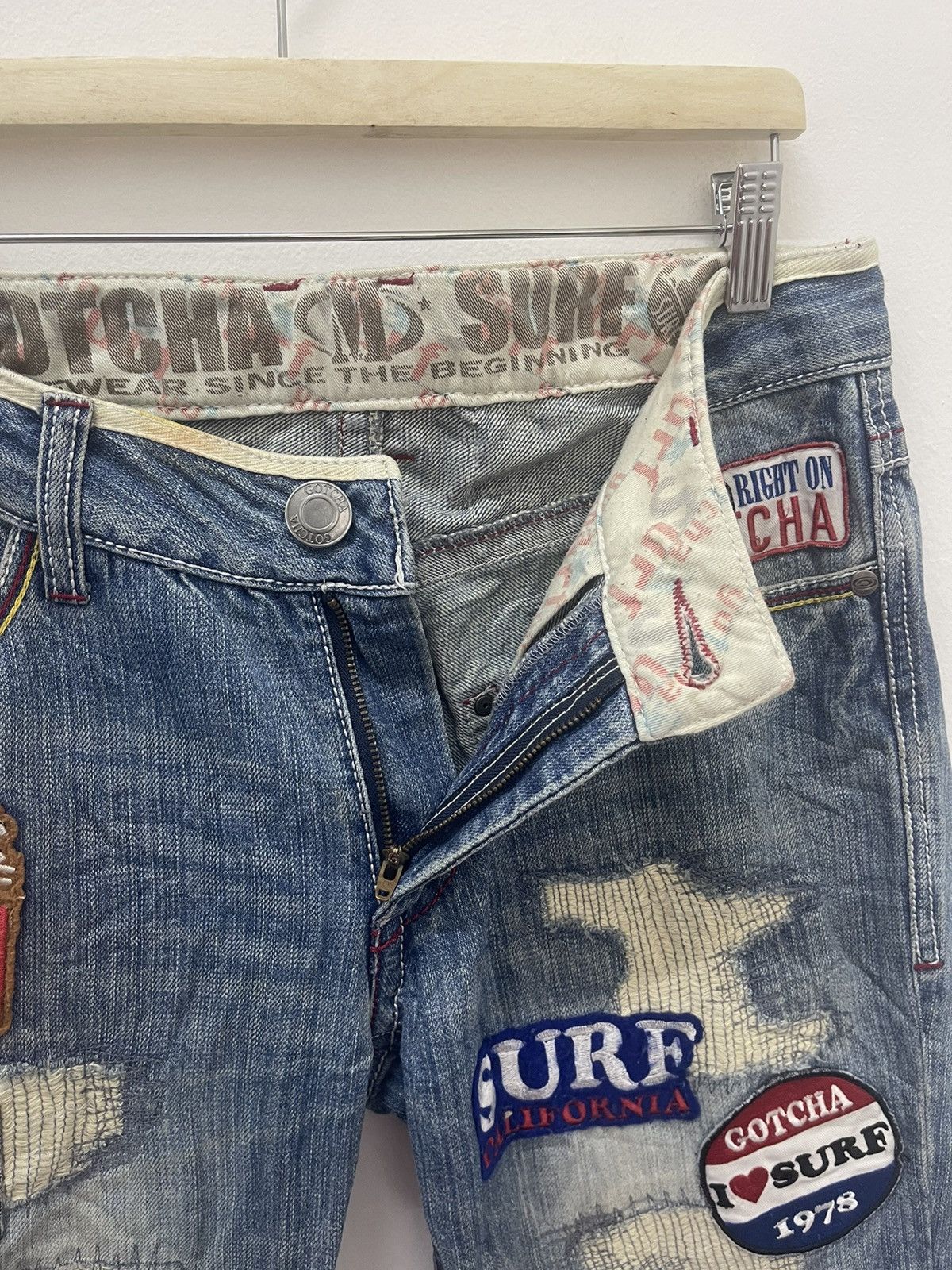 Gotcha Rare Vintage GOTCHA Patches Distressed Thrashed Denim Jeans Size US 32 / EU 48 - 4 Thumbnail