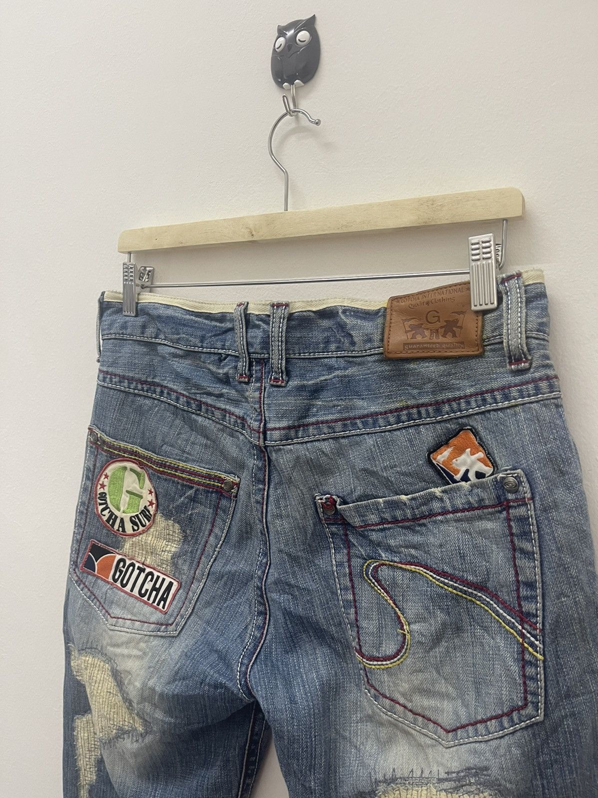 Gotcha Rare Vintage GOTCHA Patches Distressed Thrashed Denim Jeans Size US 32 / EU 48 - 9 Thumbnail