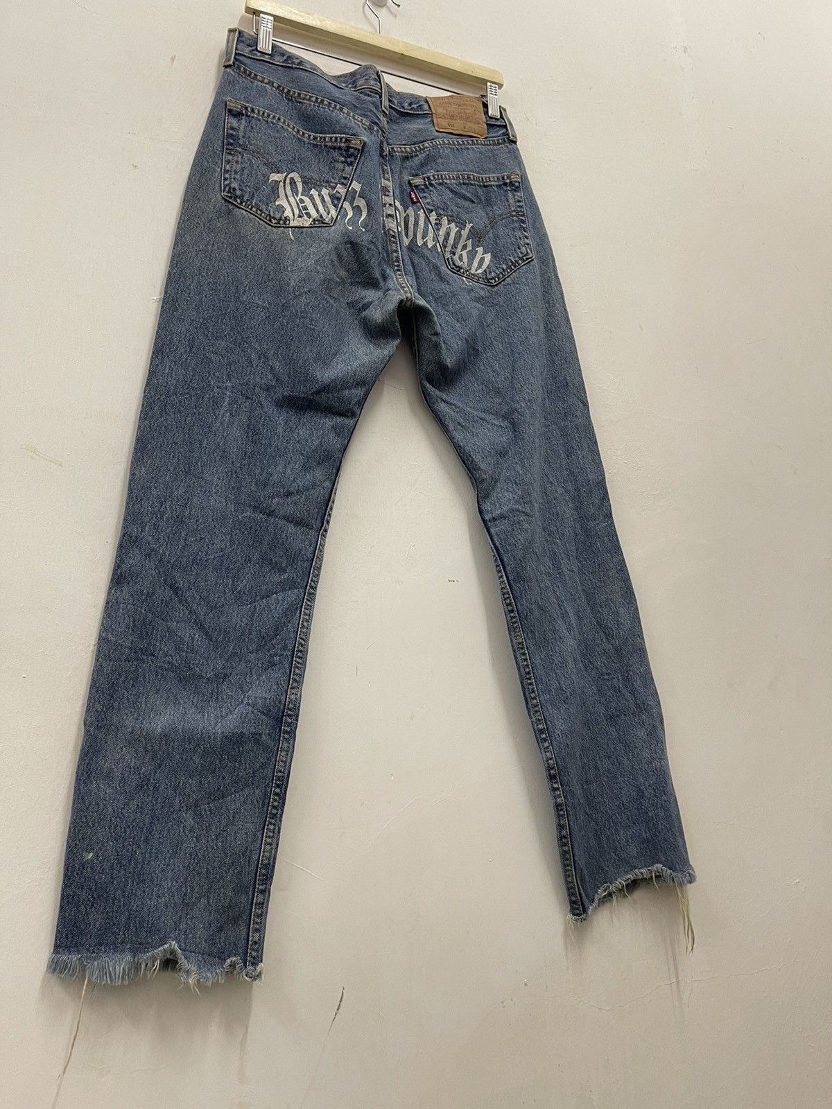 Levi's Rare Vintage LEVIS 501 x BUZZ SPUNKY Distressed Denim Jeans Size US 32 / EU 48 - 10 Thumbnail