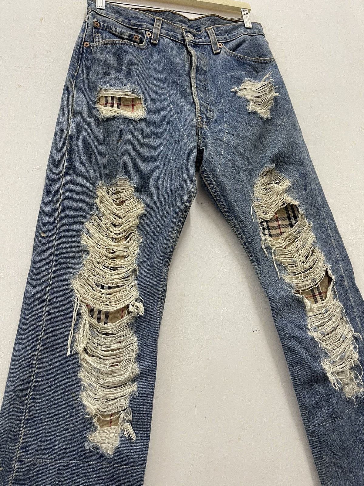 Levi's Rare Vintage LEVIS 501 x BUZZ SPUNKY Distressed Denim Jeans Size US 32 / EU 48 - 5 Thumbnail