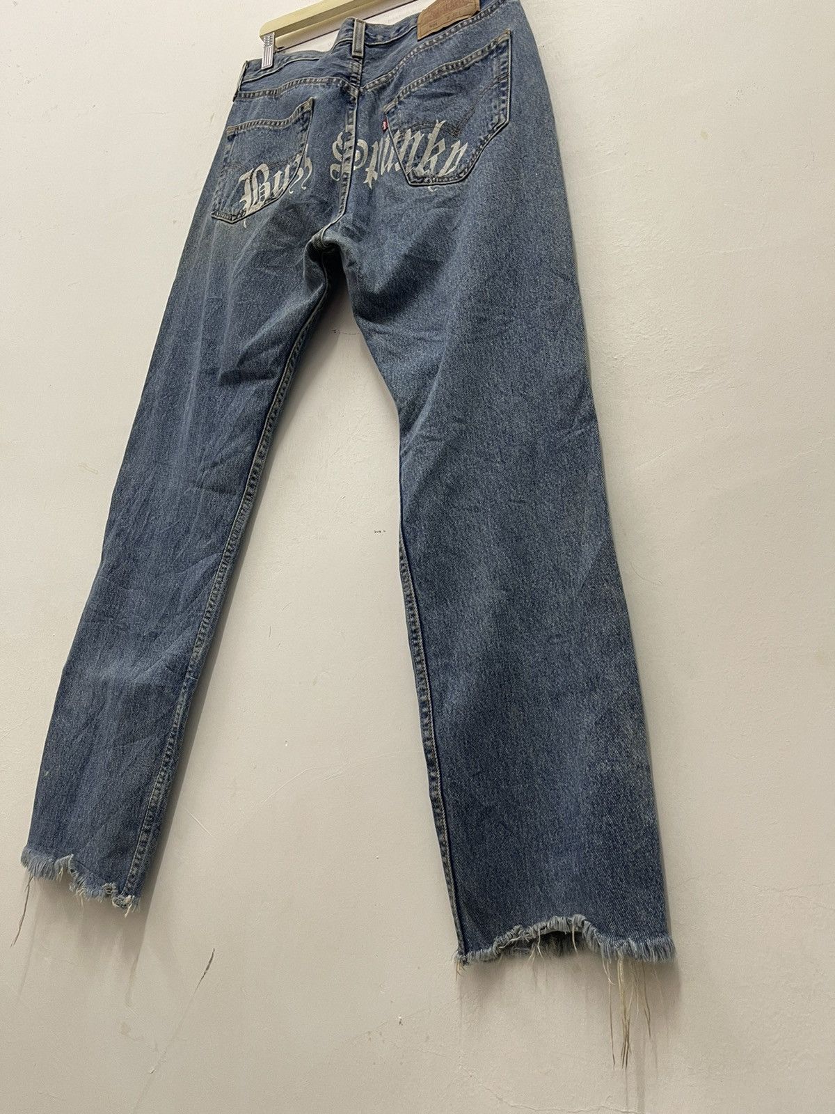 Levi's Rare Vintage LEVIS 501 x BUZZ SPUNKY Distressed Denim Jeans Size US 32 / EU 48 - 11 Thumbnail