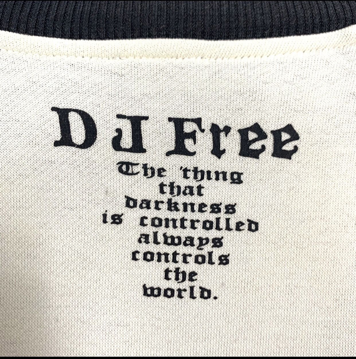 Japanese Brand Vintage Dj Free Cross Logo Zip Up Light Jacket Size L Size US L / EU 52-54 / 3 - 7 Thumbnail