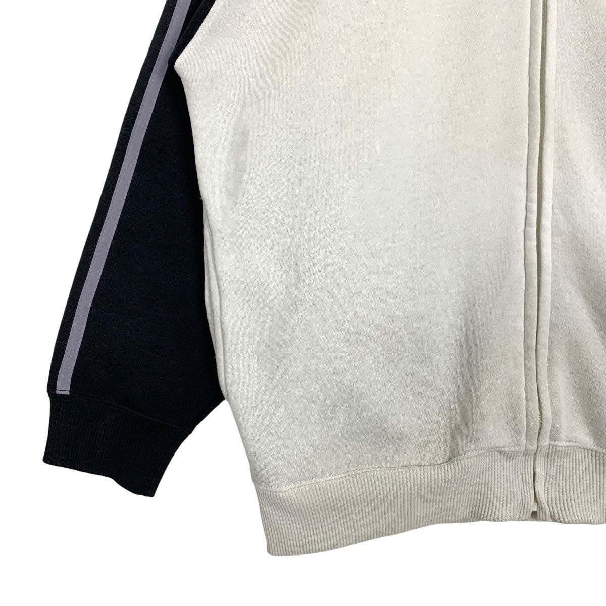 Japanese Brand Vintage Dj Free Cross Logo Zip Up Light Jacket Size L Size US L / EU 52-54 / 3 - 5 Thumbnail