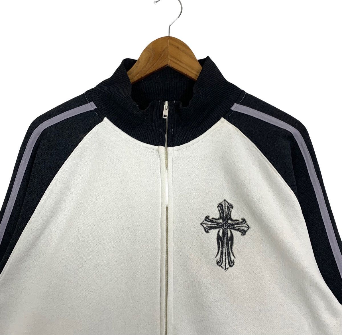 Japanese Brand Vintage Dj Free Cross Logo Zip Up Light Jacket Size L Size US L / EU 52-54 / 3 - 2 Thumbnail
