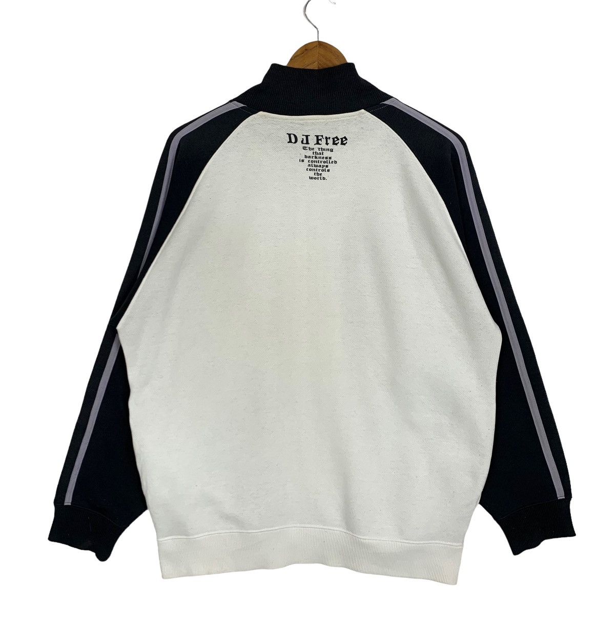 Japanese Brand Vintage Dj Free Cross Logo Zip Up Light Jacket Size L Size US L / EU 52-54 / 3 - 6 Thumbnail