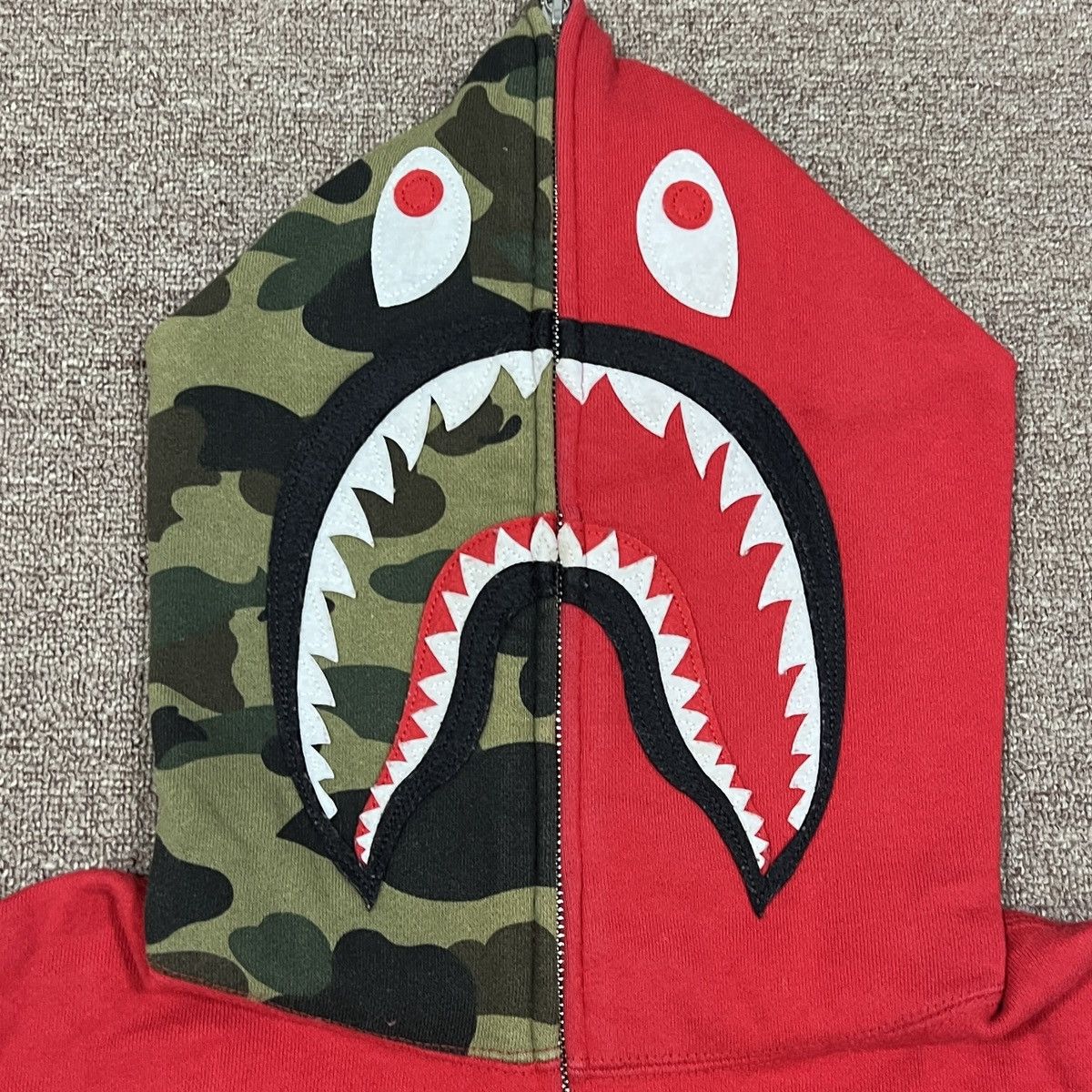 Bape 1st Camo Shark Full Zip Hoodie Size US M / EU 48-50 / 2 - 3 Thumbnail