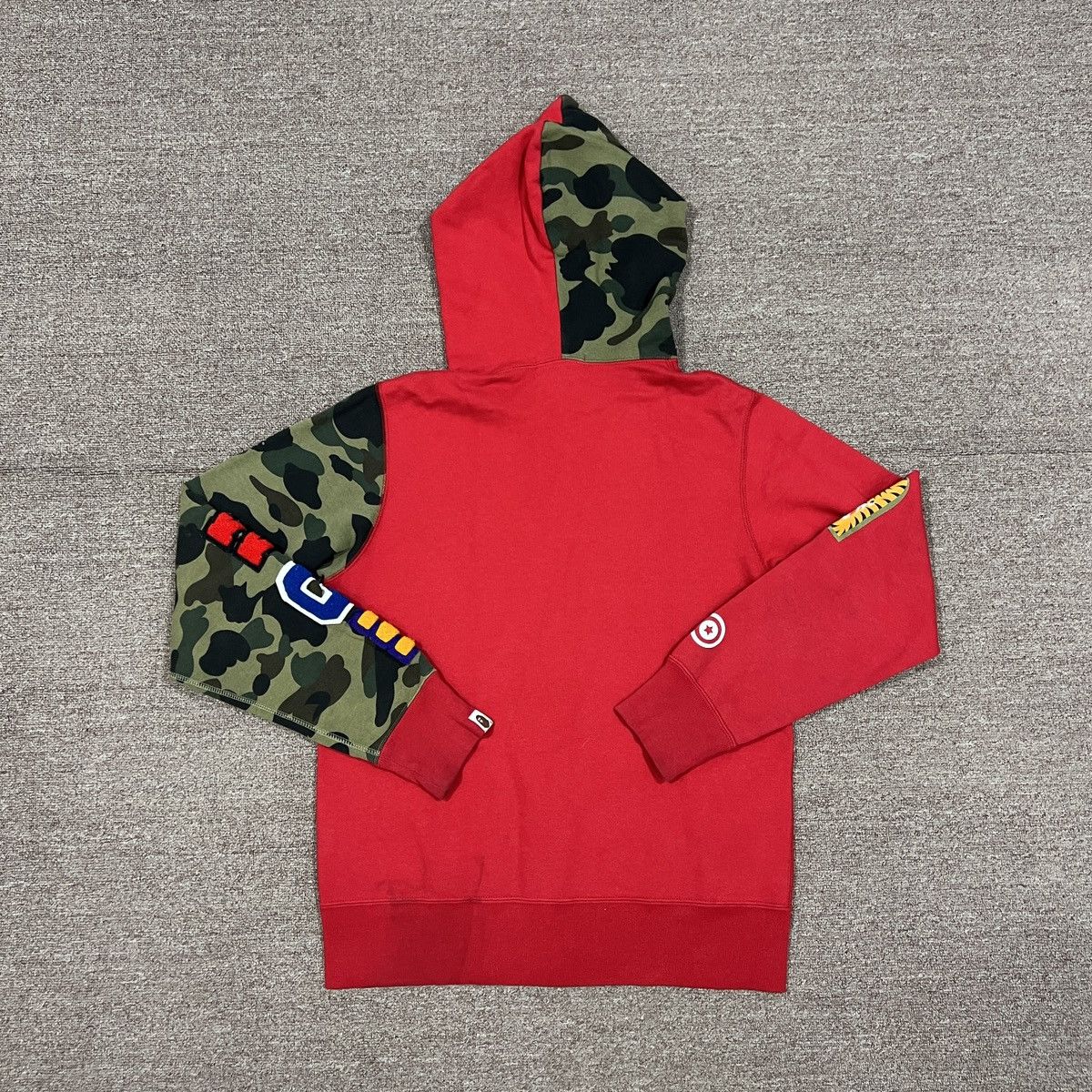 Bape 1st Camo Shark Full Zip Hoodie Size US M / EU 48-50 / 2 - 2 Thumbnail