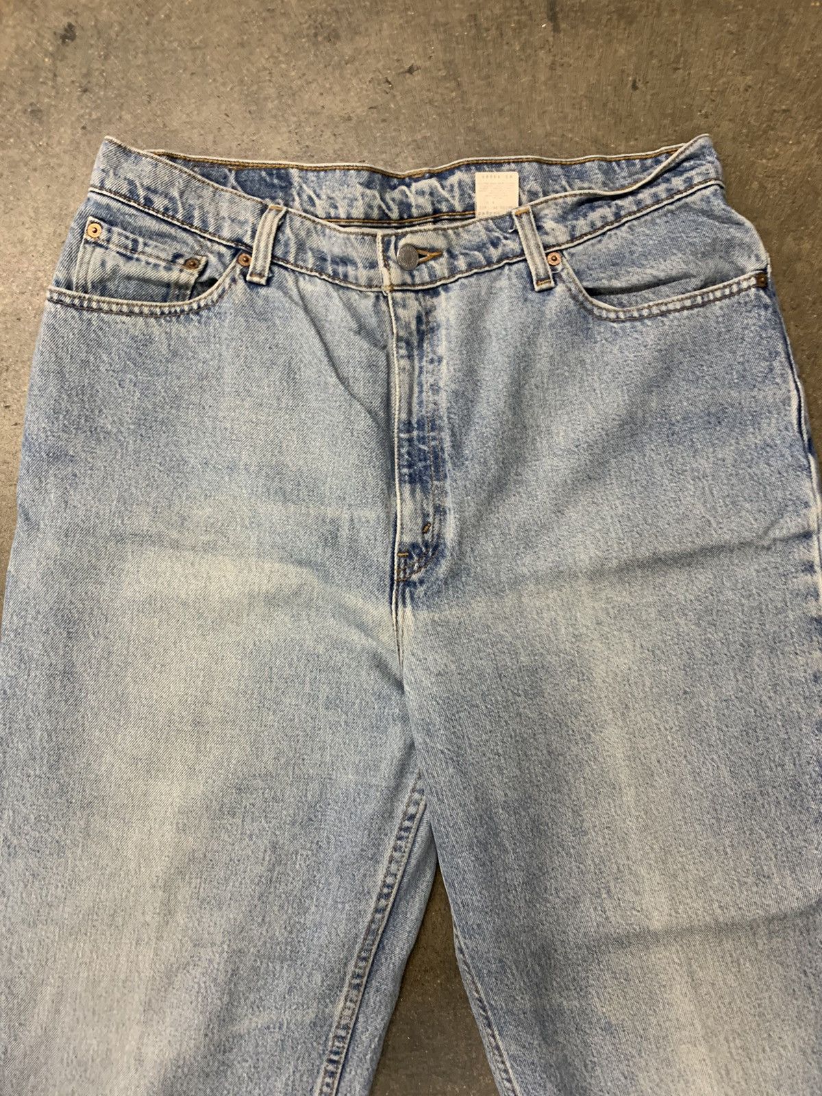 Jean × Levi's × Vintage Vintage Levi’s 550 Relaxed Faded Fit Made in USA Jeans Size US 37 - 3 Thumbnail
