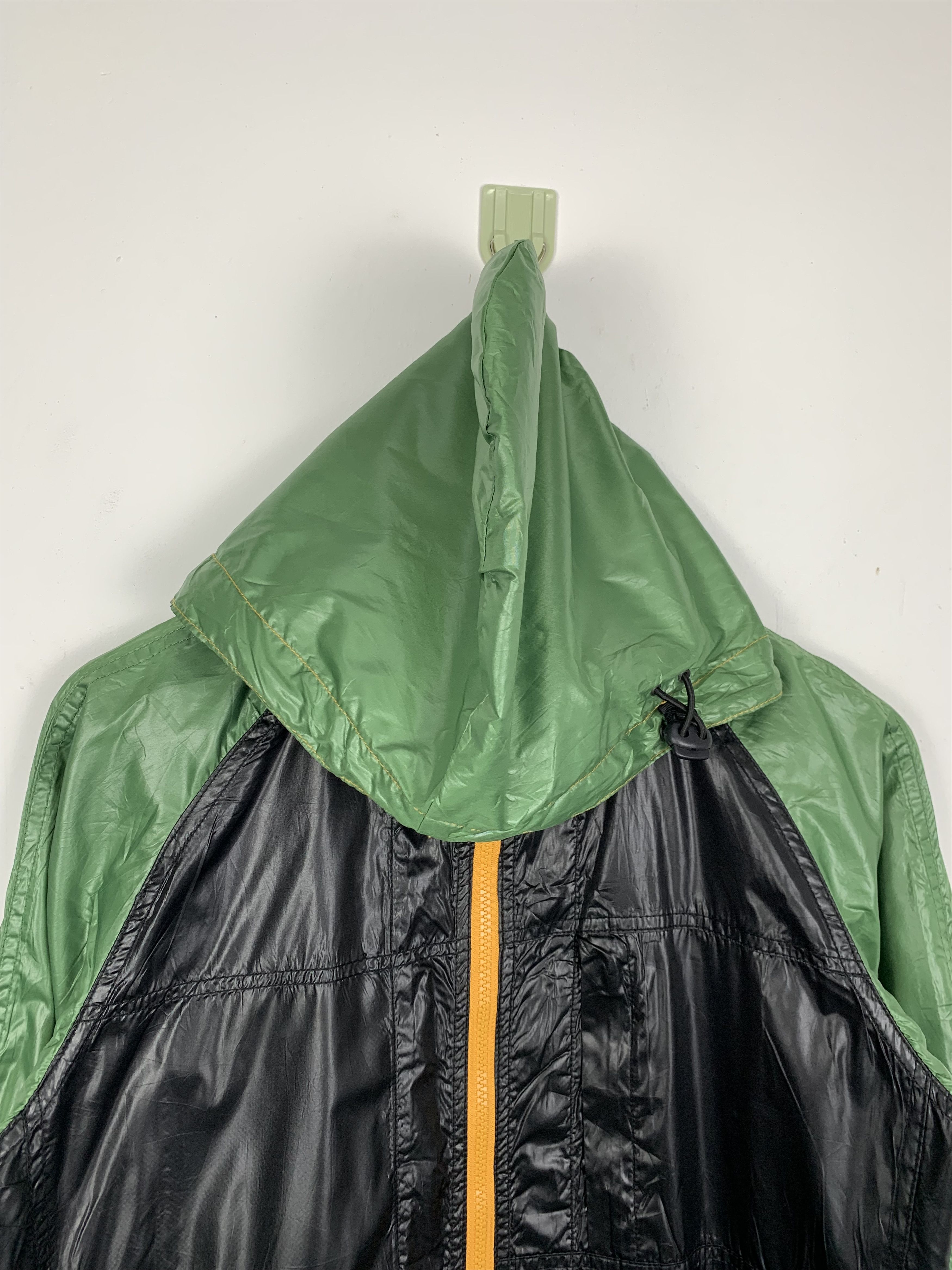 Avirex Vintage AVIREX Hoodie Windbreaker Jacket J0689 Size US S / EU 44-46 / 1 - 2 Thumbnail