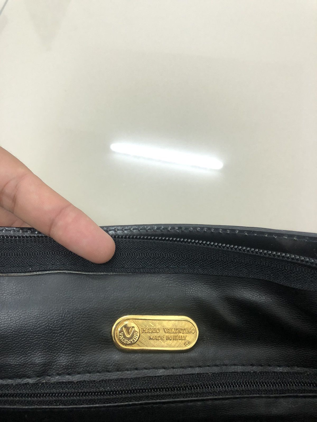 Valentino Rare Vintage VALENTINO Embossed Clutch Bag Size ONE SIZE - 9 Thumbnail
