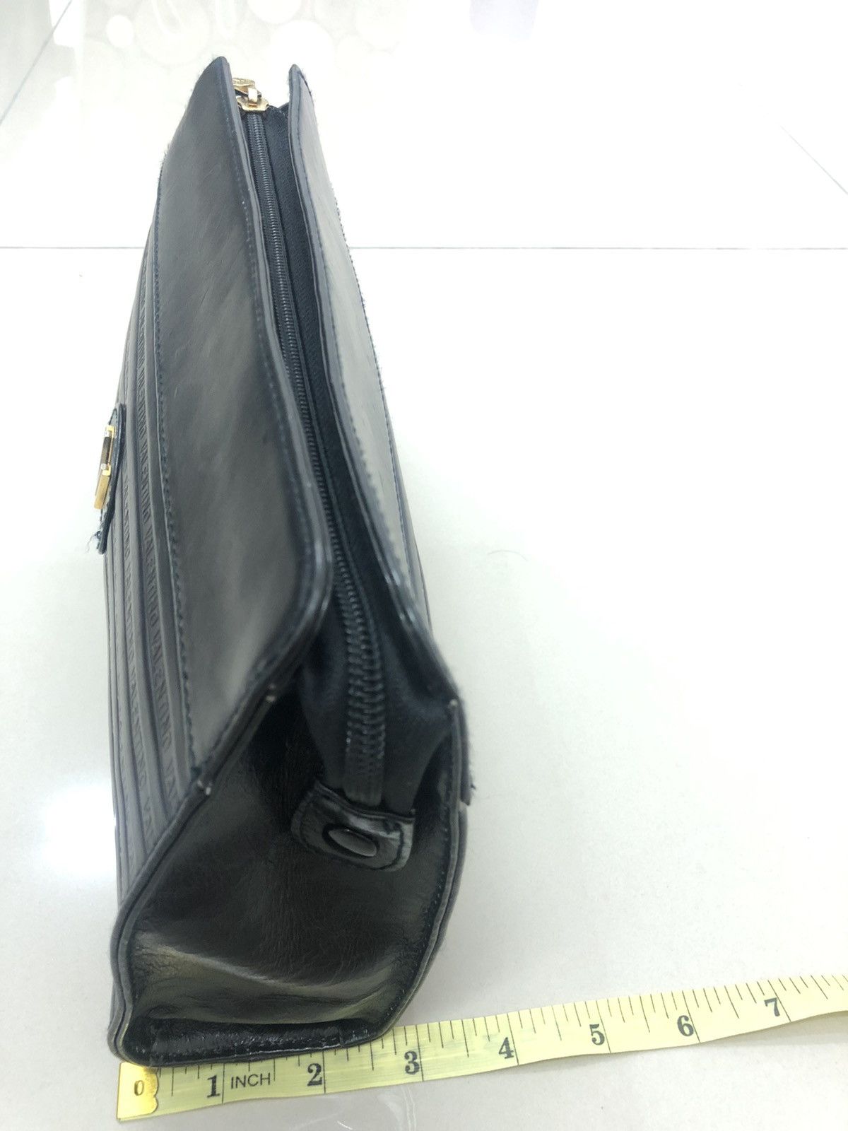 Valentino Rare Vintage VALENTINO Embossed Clutch Bag Size ONE SIZE - 12 Thumbnail