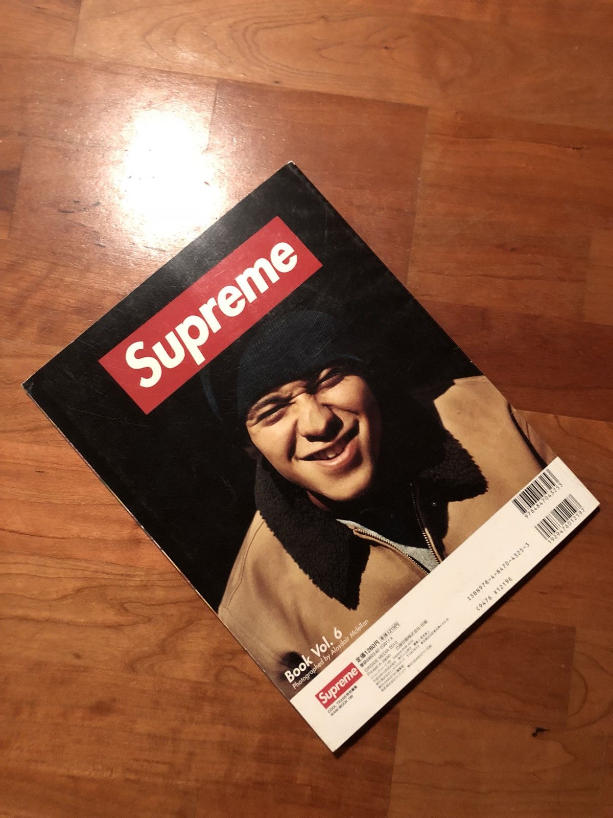 Supreme Book vol 6 【公式通販】