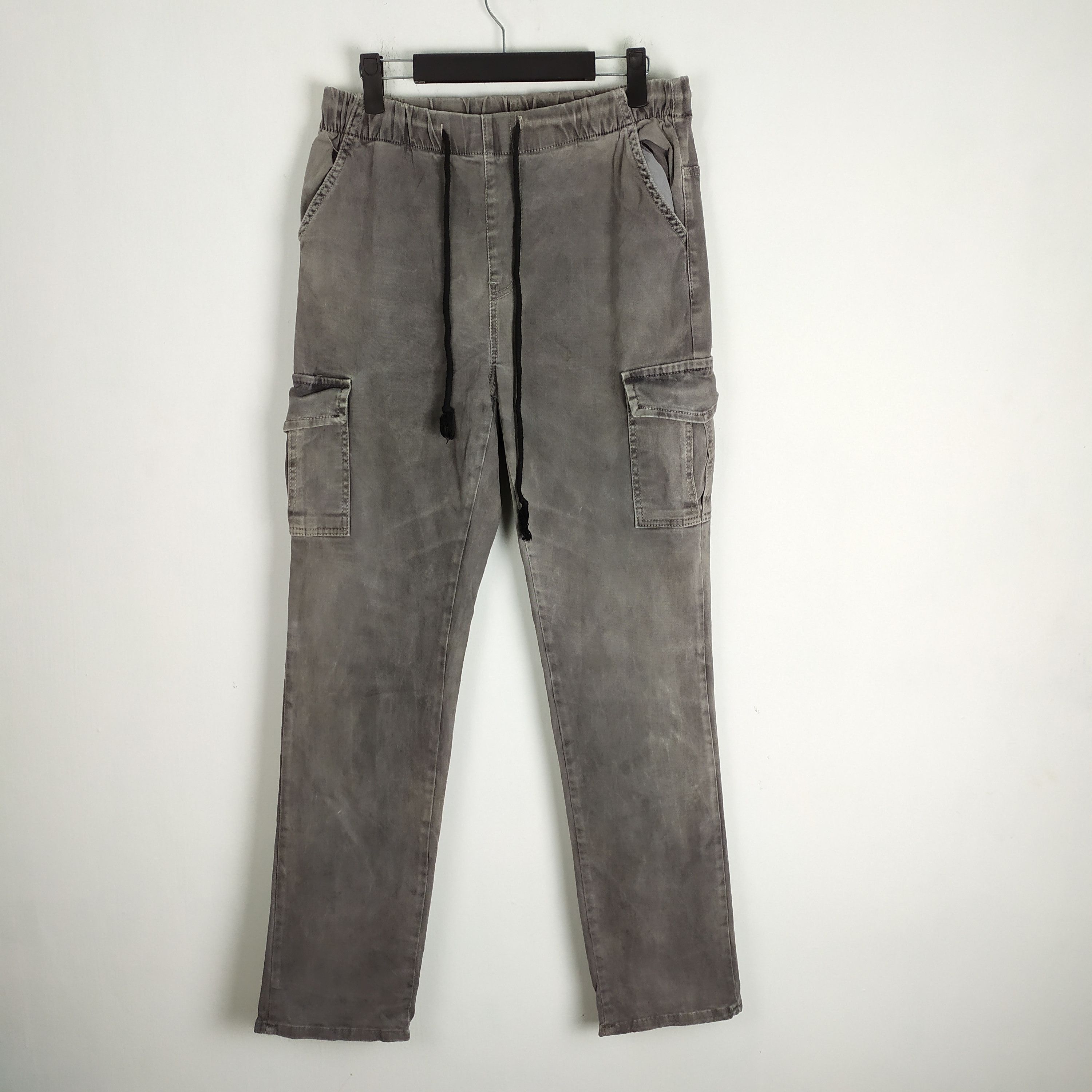 Japanese Brand JAPANESE BRAND SPRING WAIST FADED BLACK CARGO PANTS Size US 30 / EU 46 - 1 Thumbnail