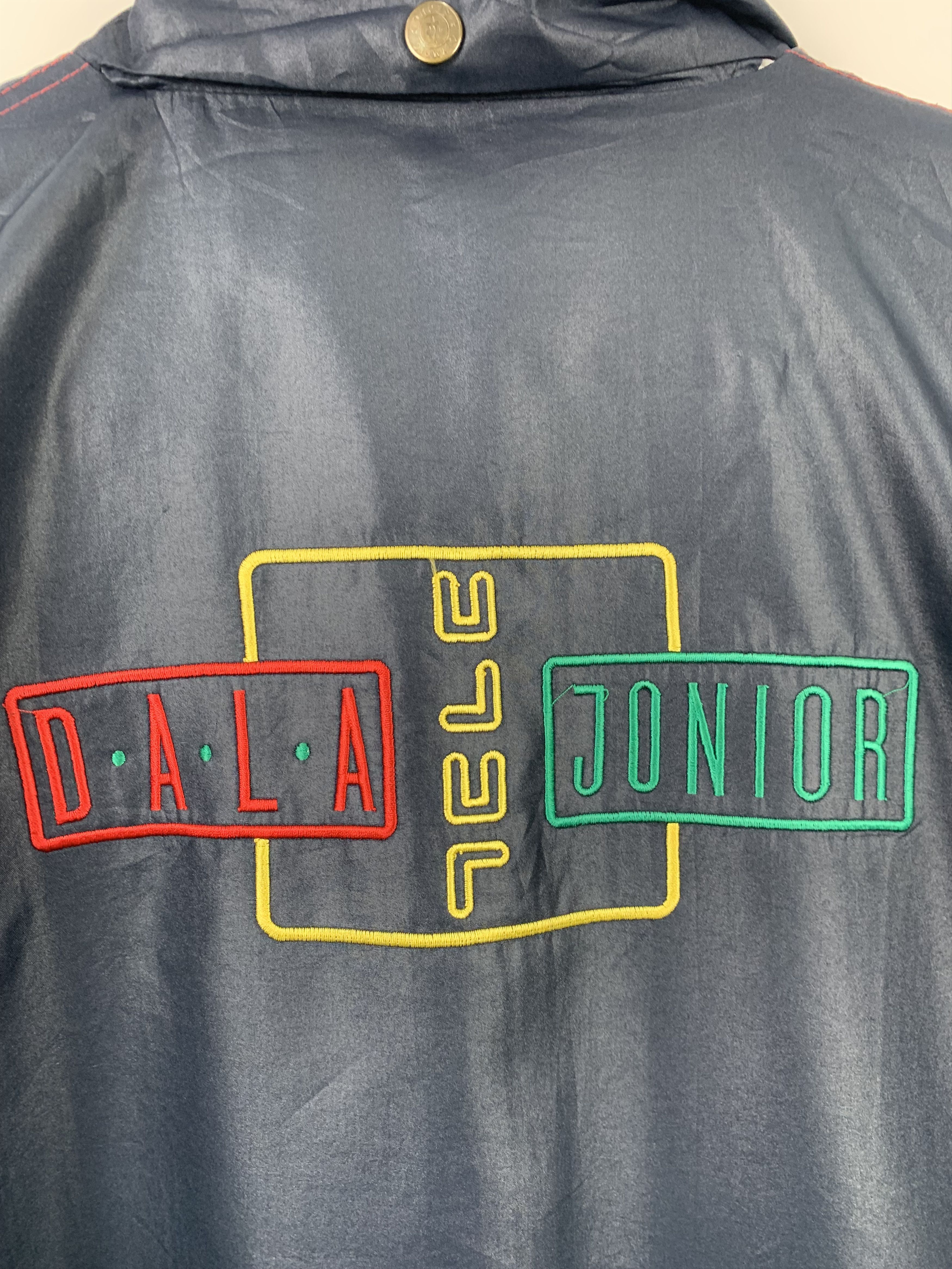 Japanese Brand Vintage JONIOR Big Logo Windbreaker Jacket J0422 Size US L / EU 52-54 / 3 - 11 Thumbnail