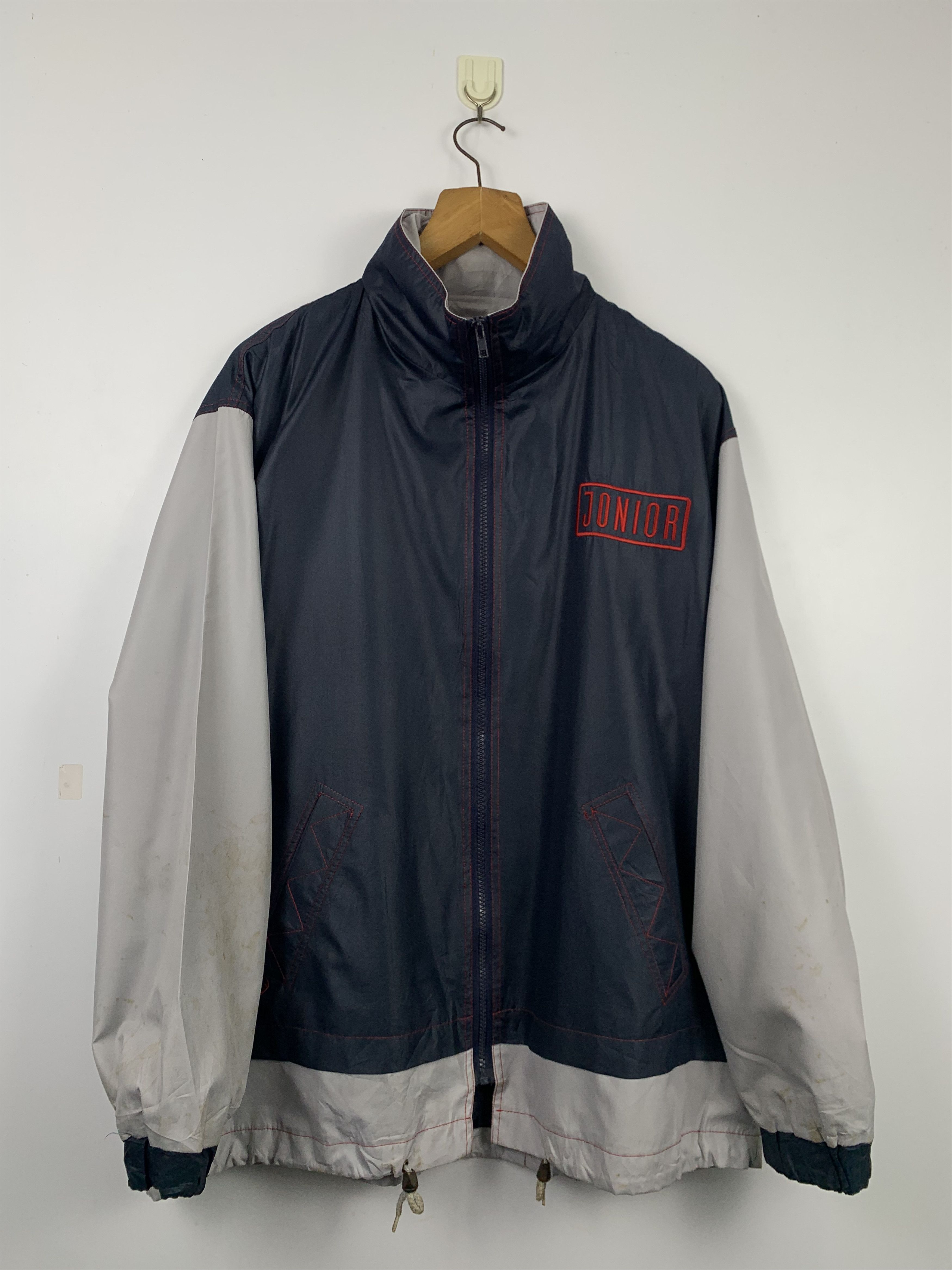 Japanese Brand Vintage JONIOR Big Logo Windbreaker Jacket J0422 Size US L / EU 52-54 / 3 - 1 Thumbnail