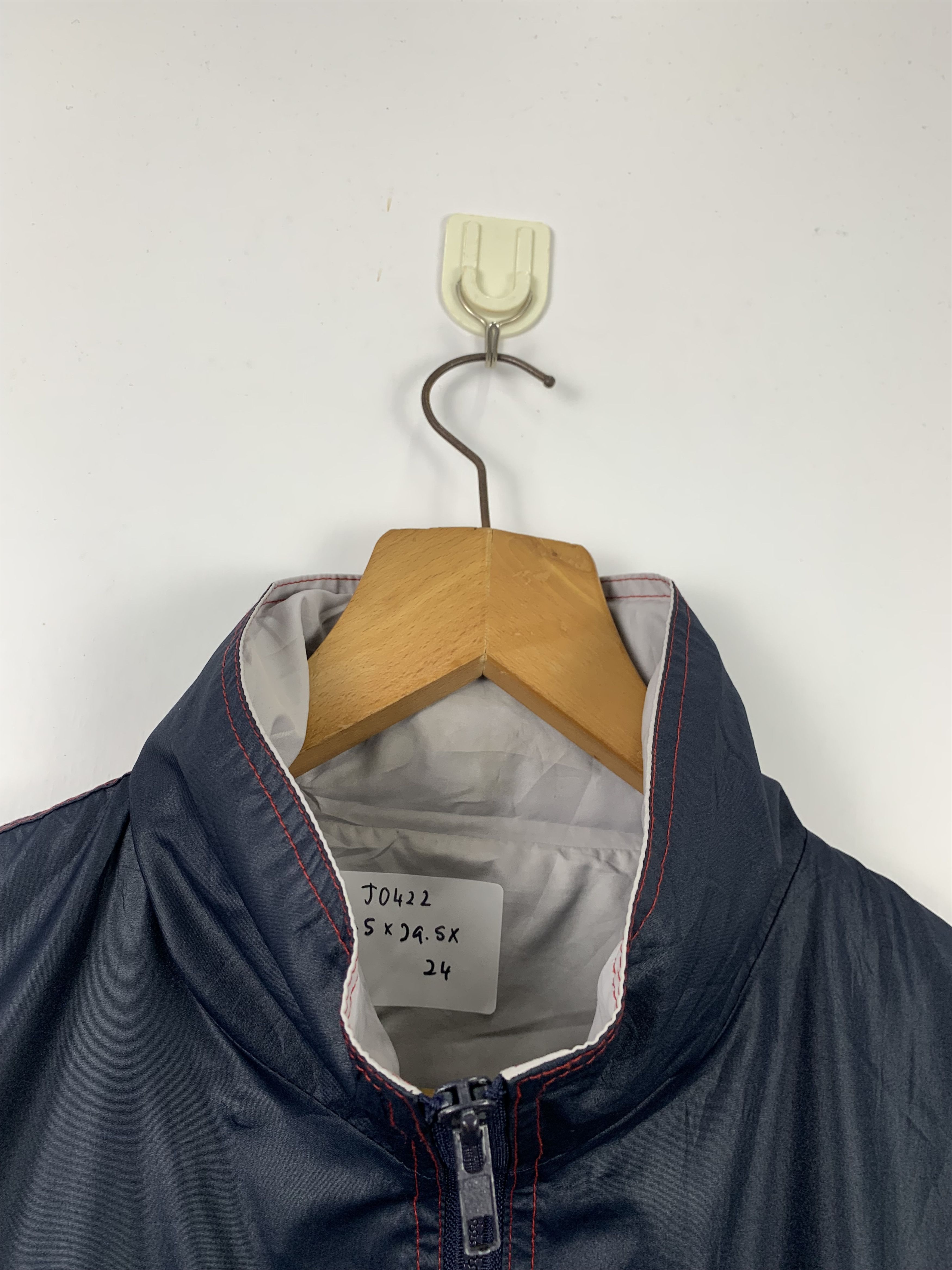 Japanese Brand Vintage JONIOR Big Logo Windbreaker Jacket J0422 Size US L / EU 52-54 / 3 - 6 Thumbnail