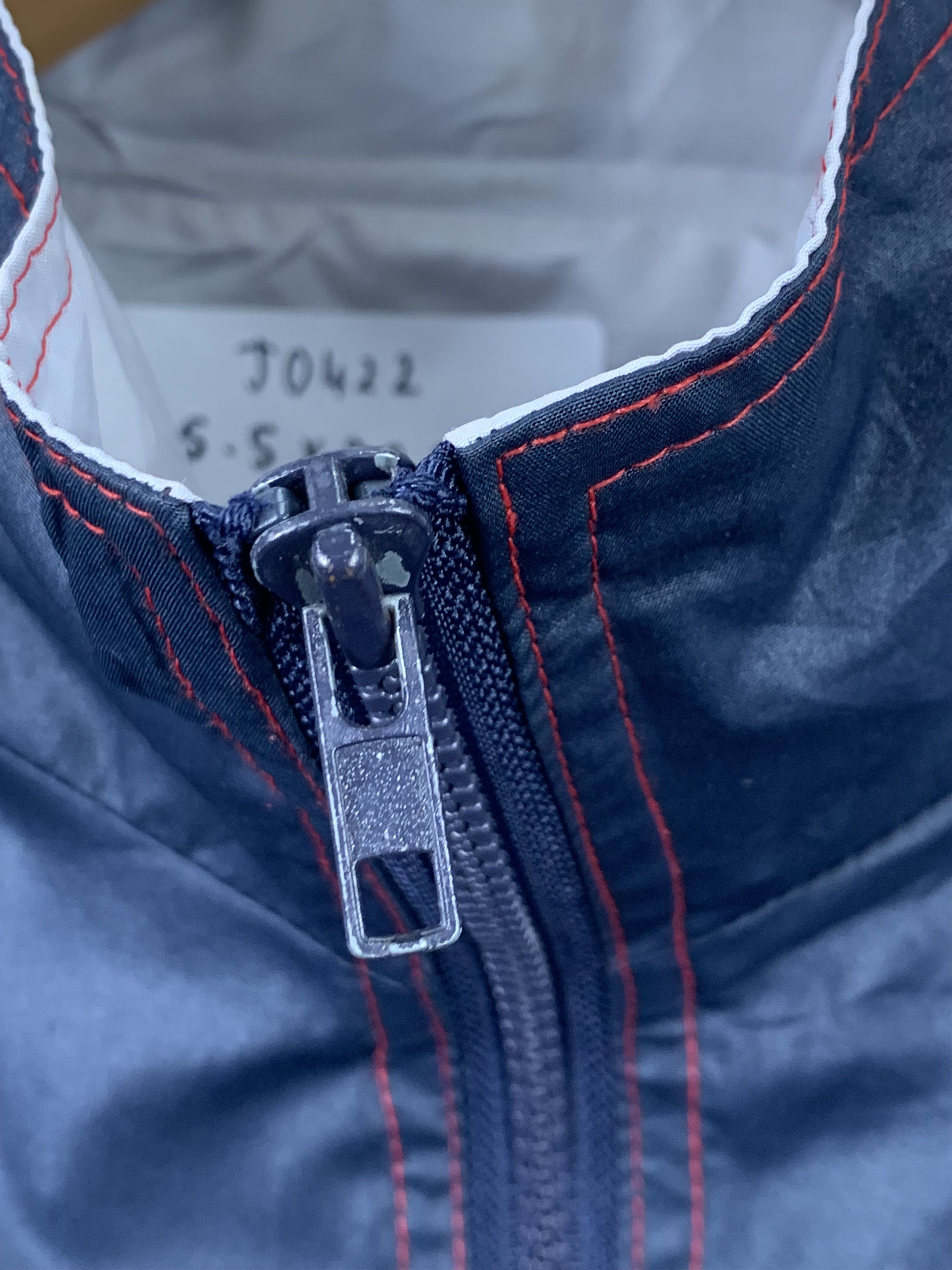 Japanese Brand Vintage JONIOR Big Logo Windbreaker Jacket J0422 Size US L / EU 52-54 / 3 - 7 Thumbnail