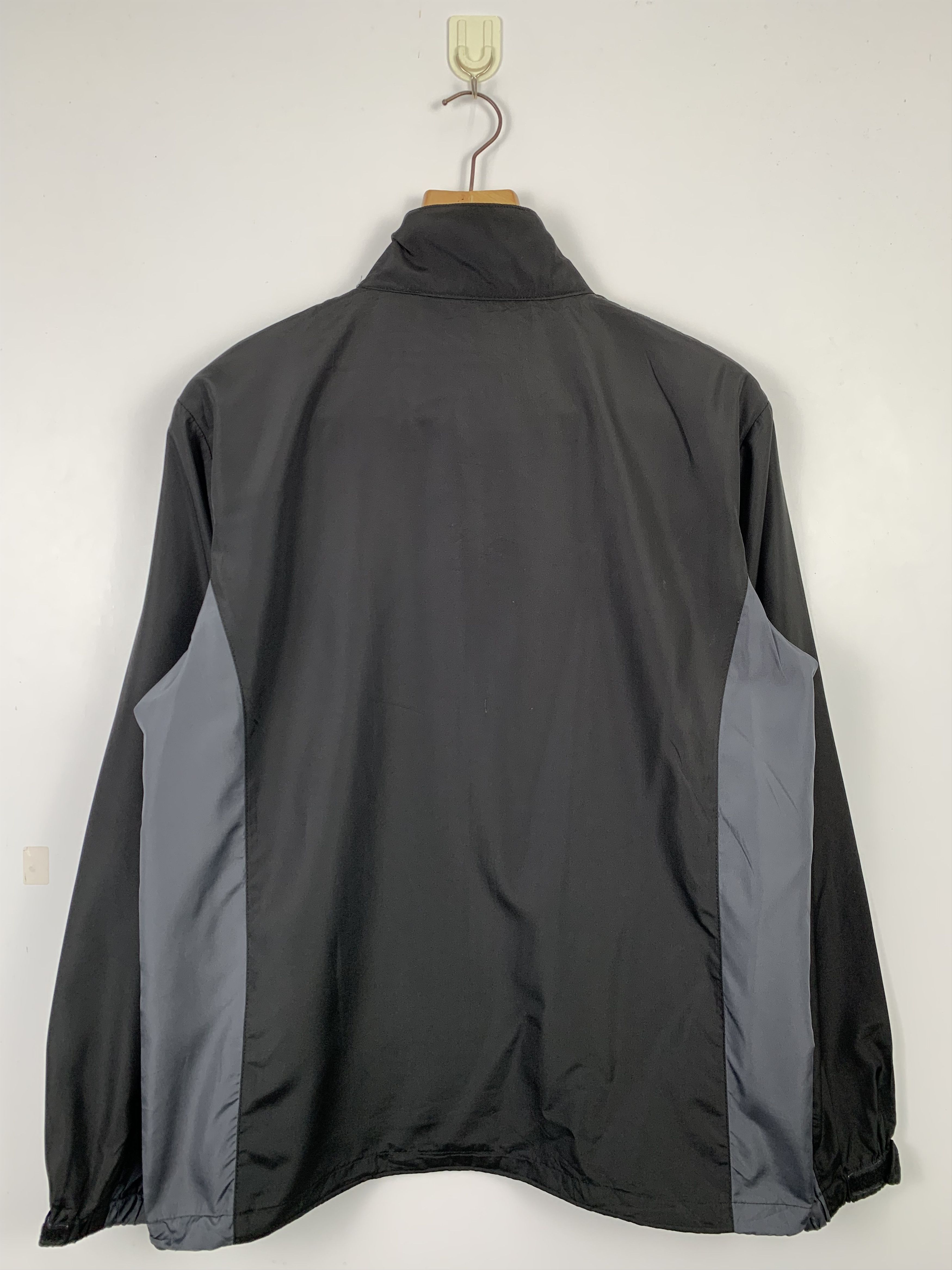 Japanese Brand Vintage Tour Stage Windbreaker Zip Up Size US S / EU 44-46 / 1 - 9 Thumbnail