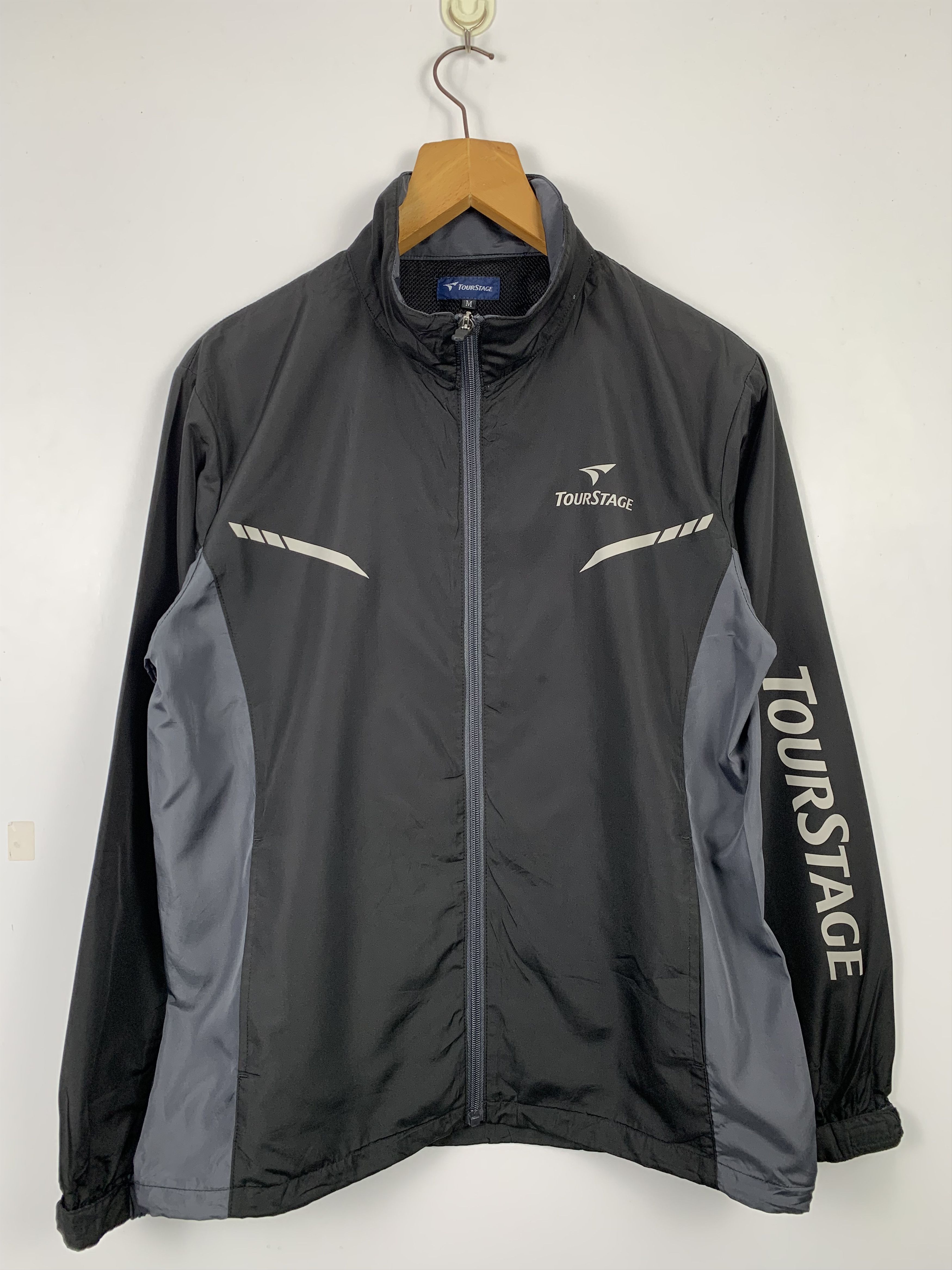 Japanese Brand Vintage Tour Stage Windbreaker Zip Up Size US S / EU 44-46 / 1 - 1 Thumbnail