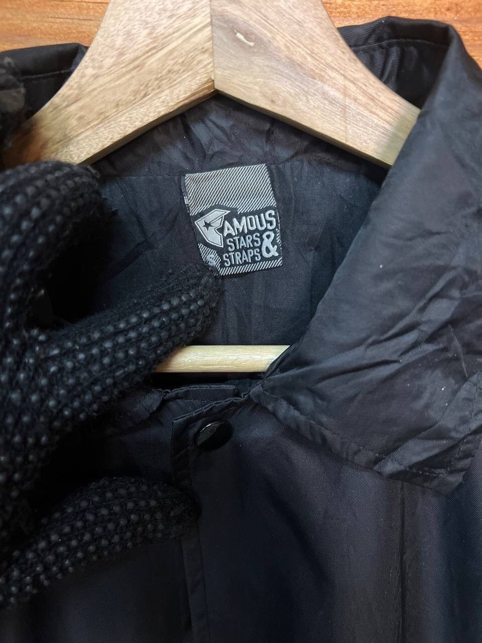 Famous Stars And Straps FAMOUS STARS & STRAPS GET MONEY BIG LOGO COACH JACKET Size US S / EU 44-46 / 1 - 7 Thumbnail