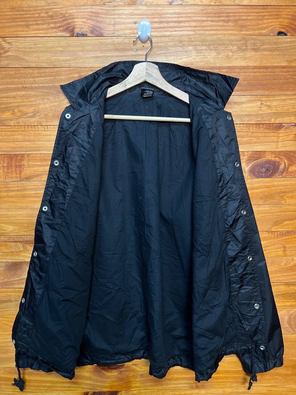 Famous Stars And Straps FAMOUS STARS & STRAPS GET MONEY BIG LOGO COACH JACKET Size US S / EU 44-46 / 1 - 10 Thumbnail