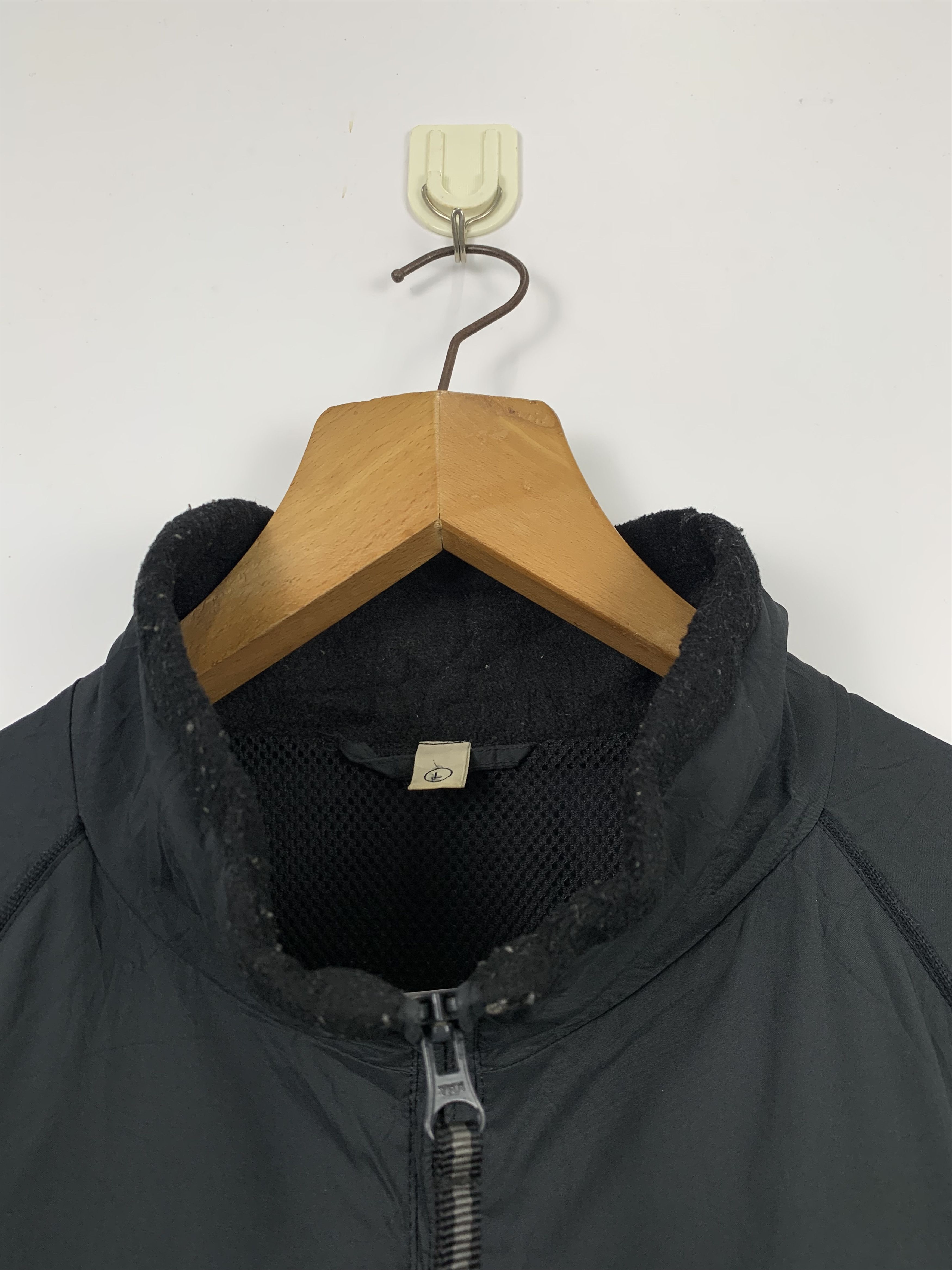Japanese Brand Vintage Uniqlo Windbreaker Zip up Jacket Size US M / EU 48-50 / 2 - 5 Thumbnail