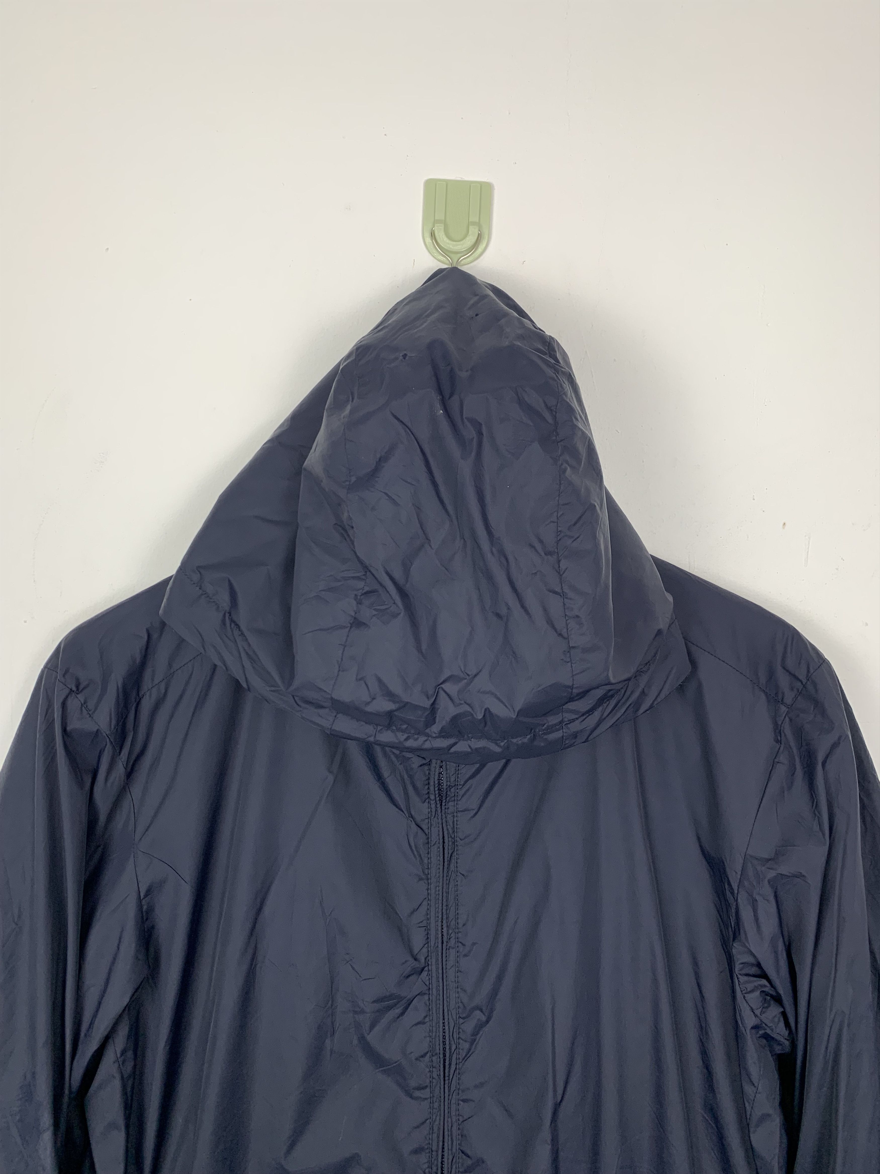 Uniqlo Vintage UNIQLO Reversible Hoodie Windbreaker Jacket J0639 Size US S / EU 44-46 / 1 - 2 Thumbnail