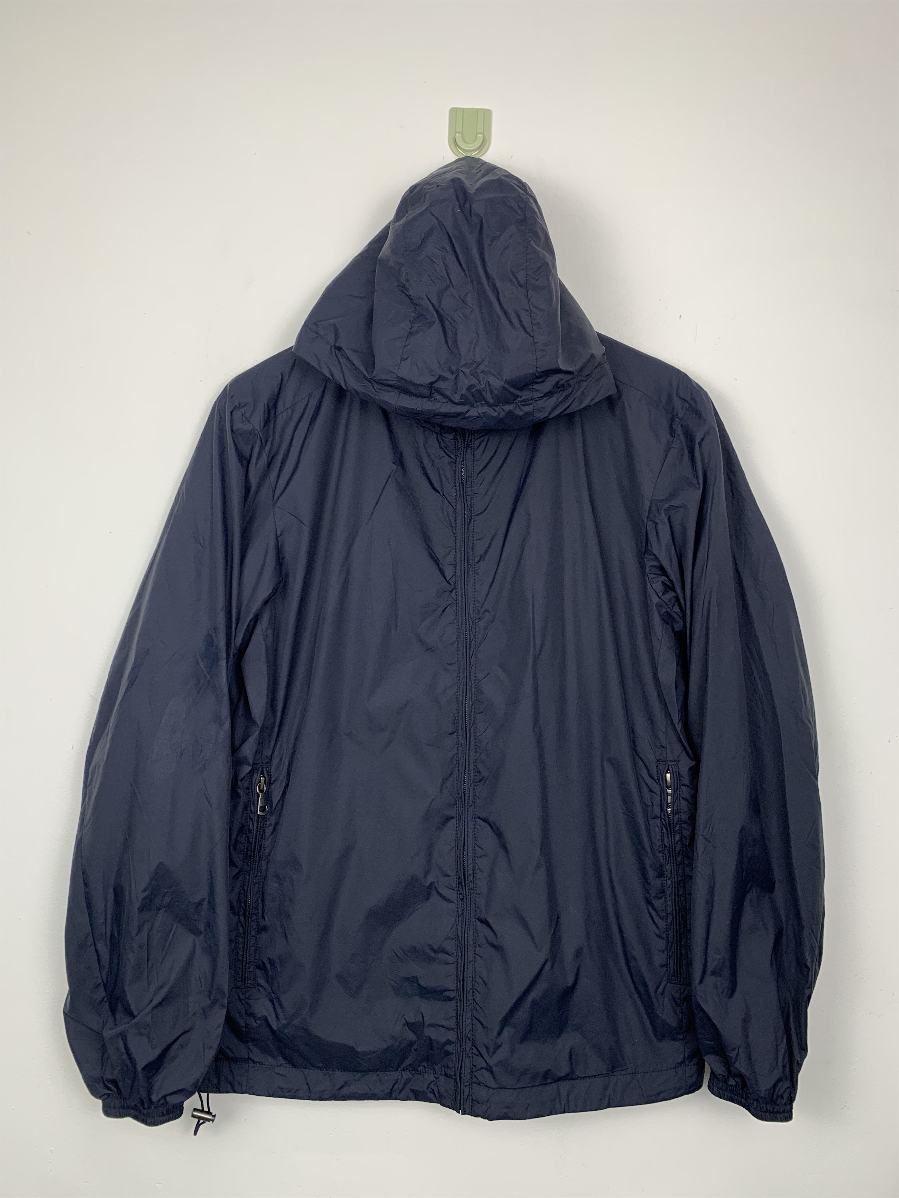 Uniqlo UNIQLO Reversible Hoodie Windbreaker Jacket | Grailed