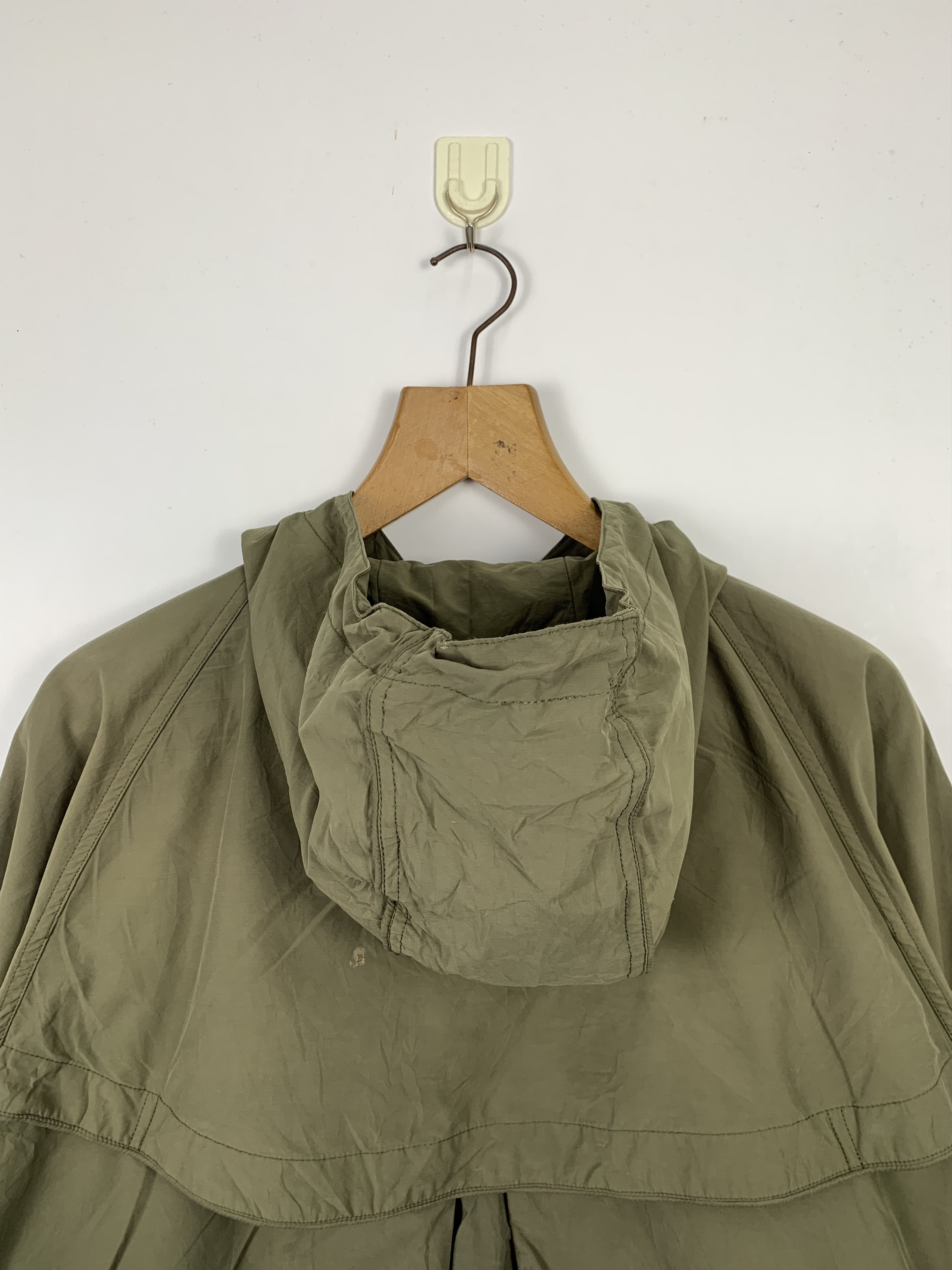 Japanese Brand Vintage Japanese Brand Parkas Hoodie J0551 Size US L / EU 52-54 / 3 - 13 Thumbnail