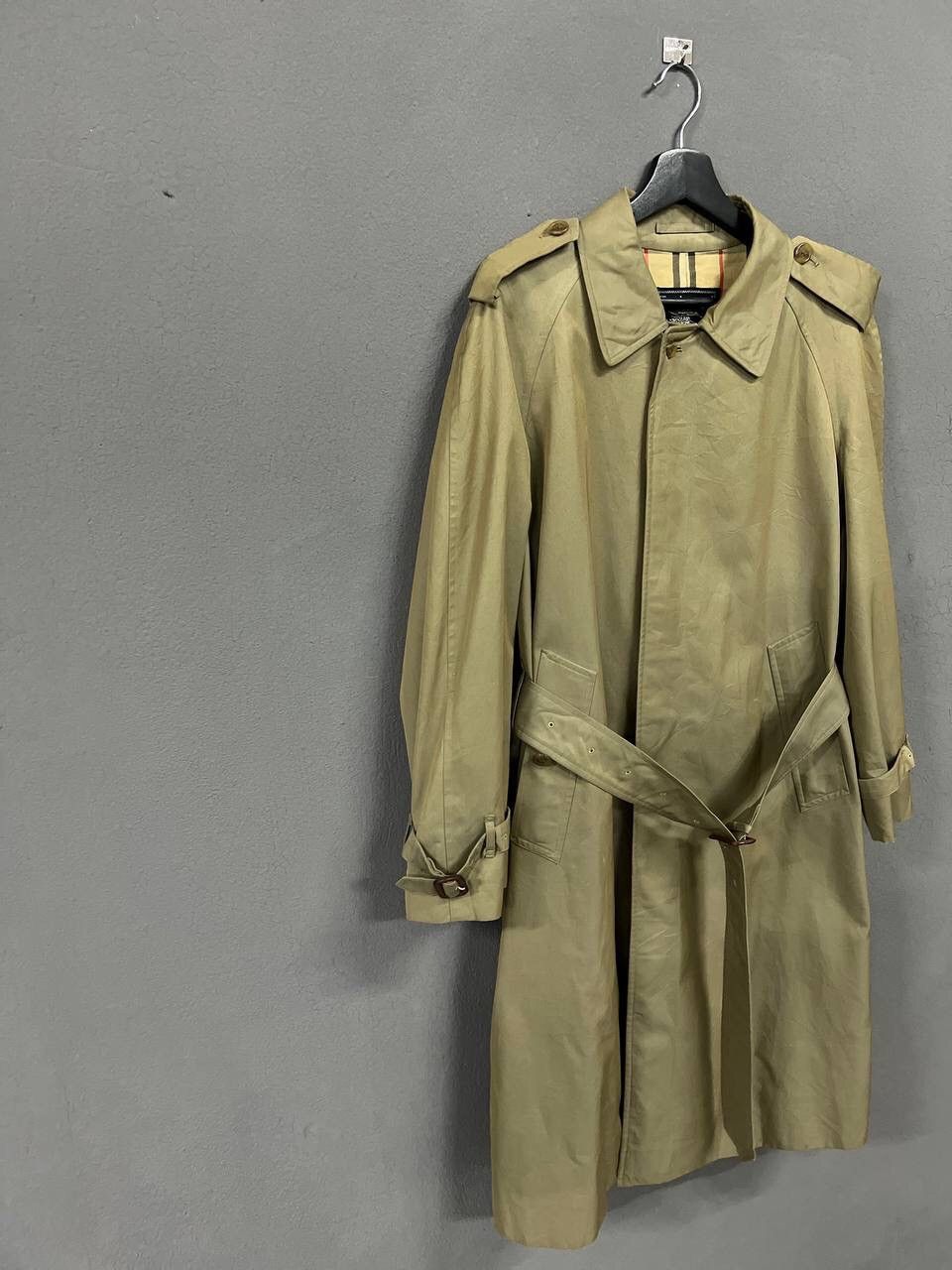 Burberry BURBERRYS’ TRENCH COAT NOVACHECK LINED Size US M / EU 48-50 / 2 - 2 Thumbnail