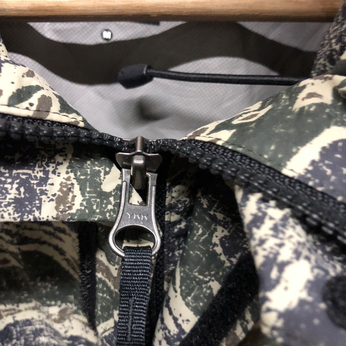 The North Face RARE THE NORTH FACE CAMO HOODIE Size US L / EU 52-54 / 3 - 7 Thumbnail