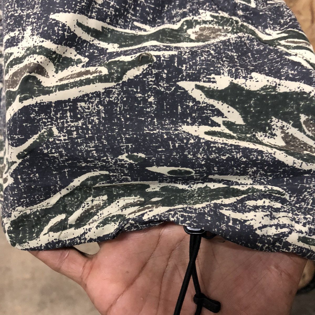 The North Face RARE THE NORTH FACE CAMO HOODIE Size US L / EU 52-54 / 3 - 11 Thumbnail