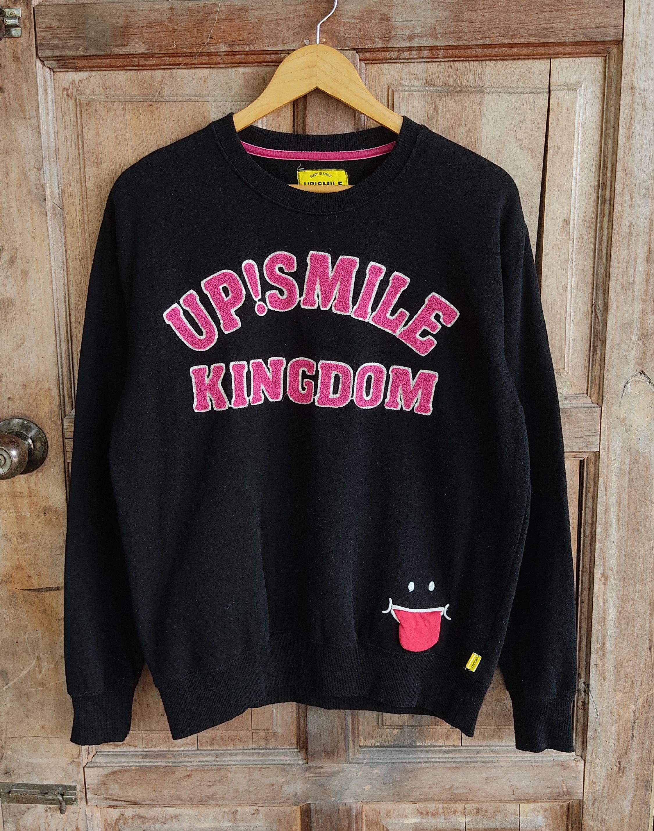 Vintage Up Smile Sweatshirt