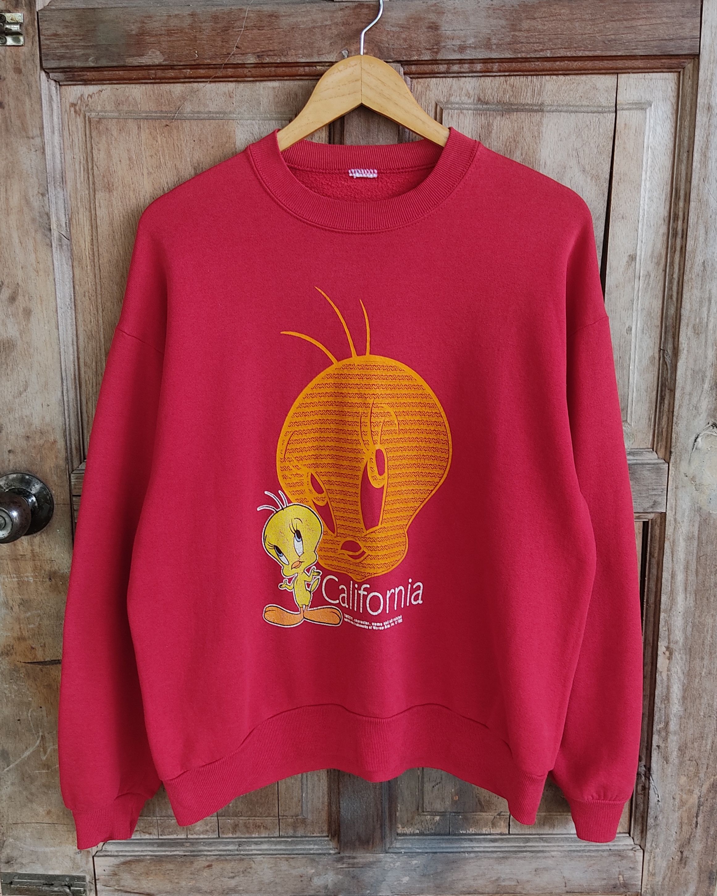 Vintage Vintage 90s Tweety Sweatshirt Size US L / EU 52-54 / 3 - 1 Thumbnail